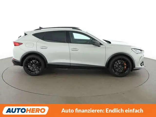 Cupra Formentor view 7