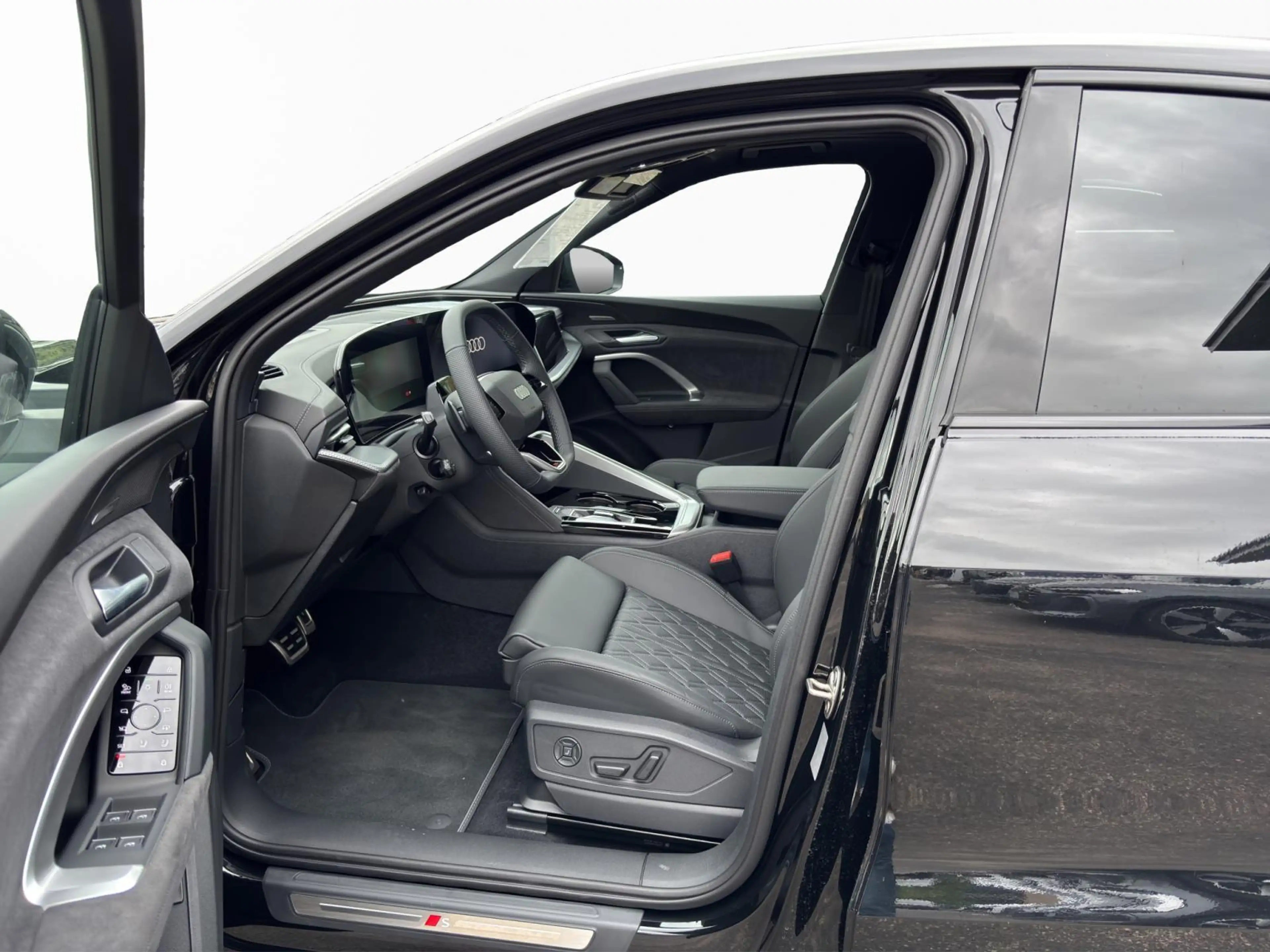 Audi SQ5 Sportback TFSI quattro S tronic — photo 9