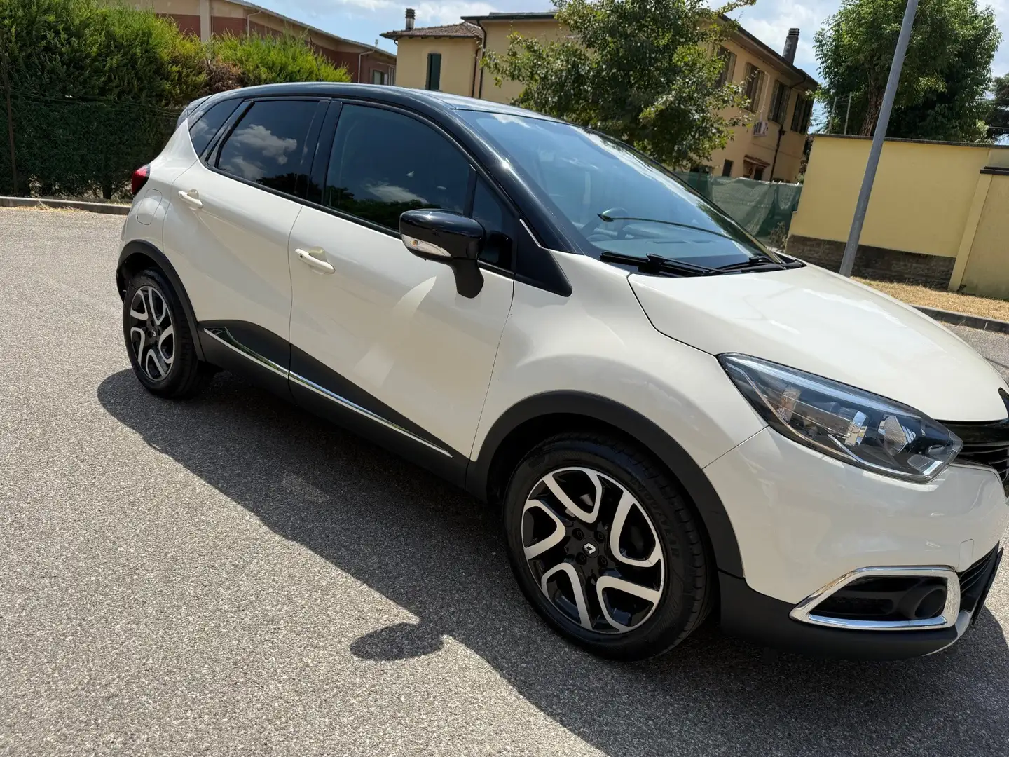 Renault Captur 1.5 dci - NEOPATENTATI - NAV. - 12 MESI DI GAR. - Bianco - 2