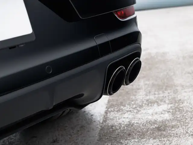 Porsche Cayenne view 12