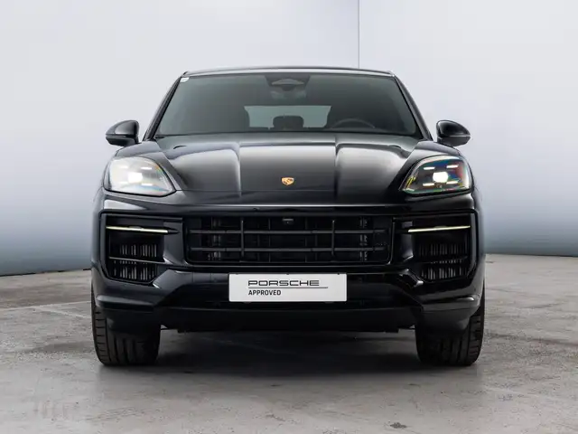 Porsche Cayenne view 15