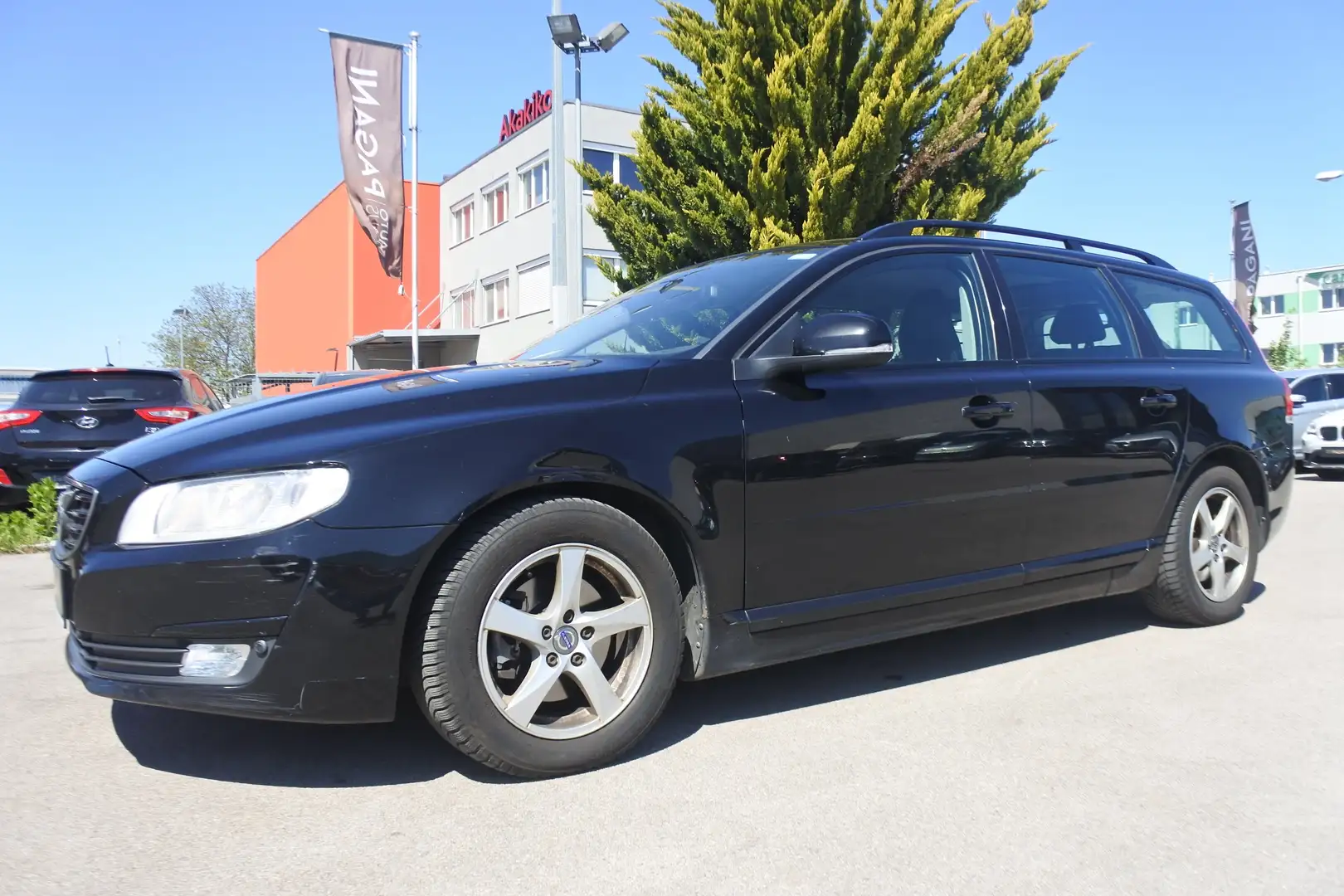 Volvo V70 V70 D4 Summum/GELEGENHEIT/ Schwarz - 2