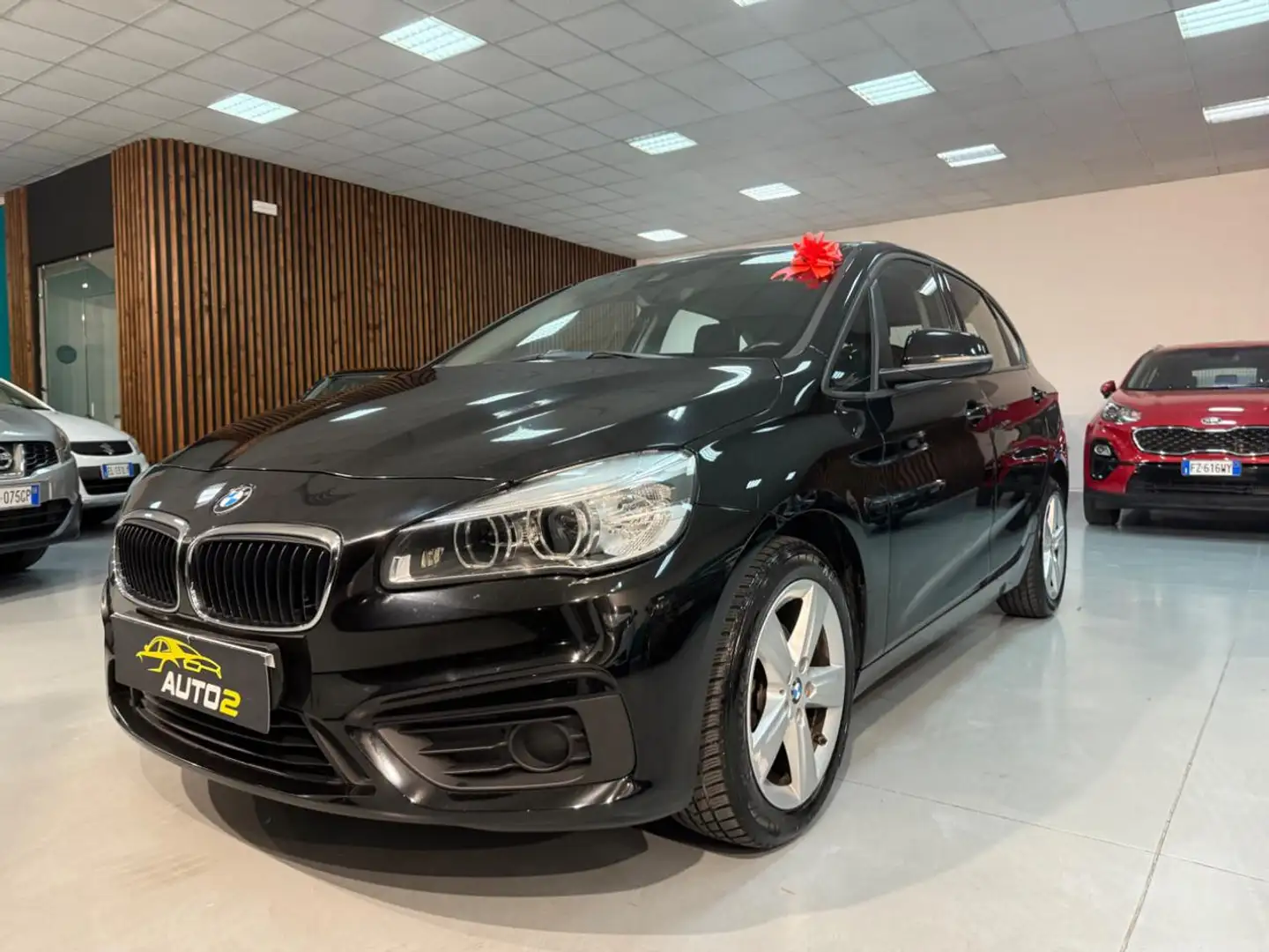 BMW 214 d Tourer Luxury*OK NEOPATENTATO*MECCANICA OK Černá - 1