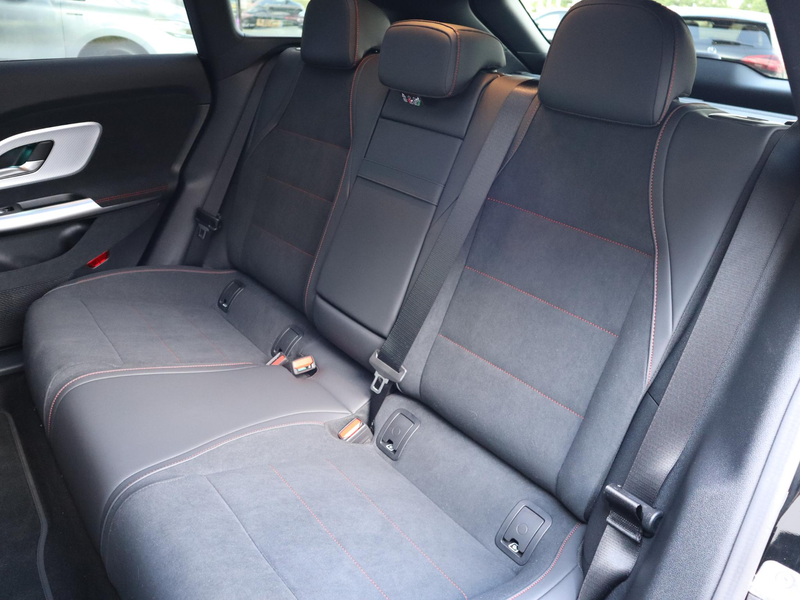 Mercedes-Benz CLA 250 Shooting Brake 250+ Business Solution AMG 85.5 kWh — photo 11