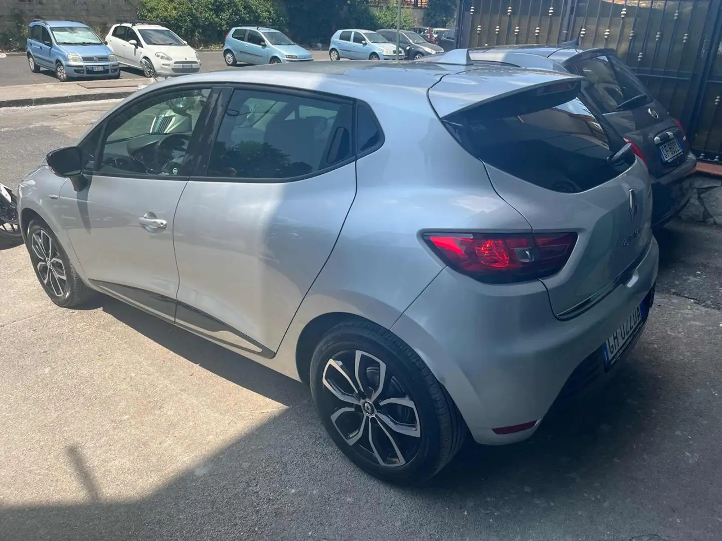 Renault Clio 0.9 TCe 75CV 5 porte Duel2 - 2