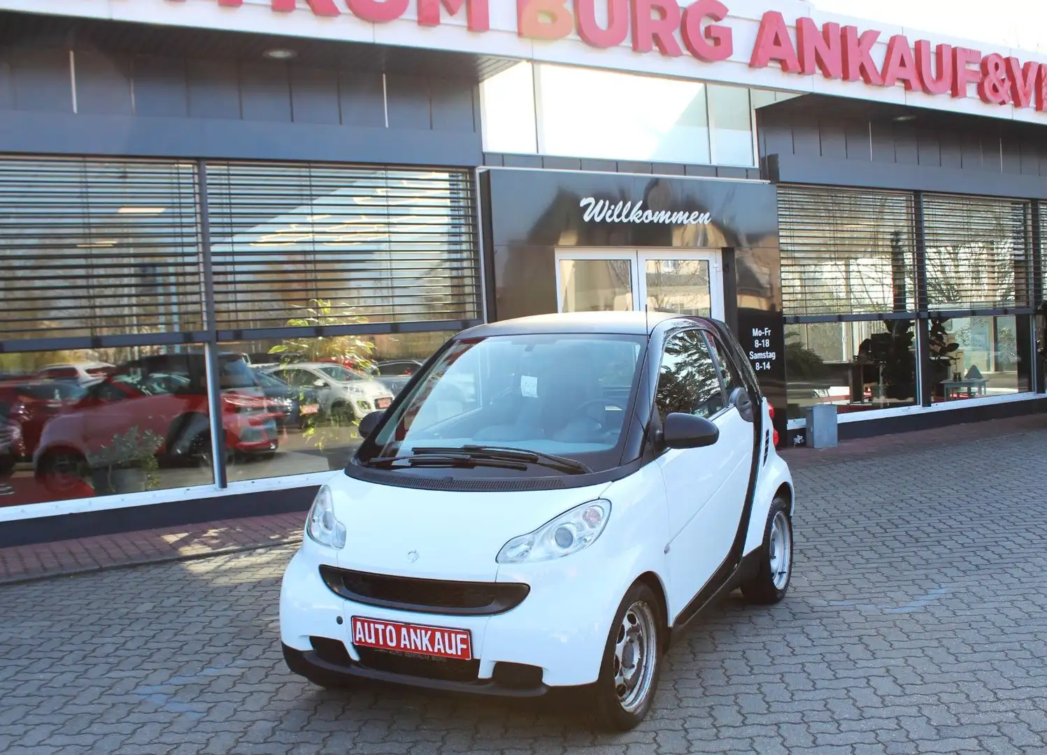 smart forTwo fortwo coupe Micro Hybrid Drive Autom.Klima Schwarz - 2