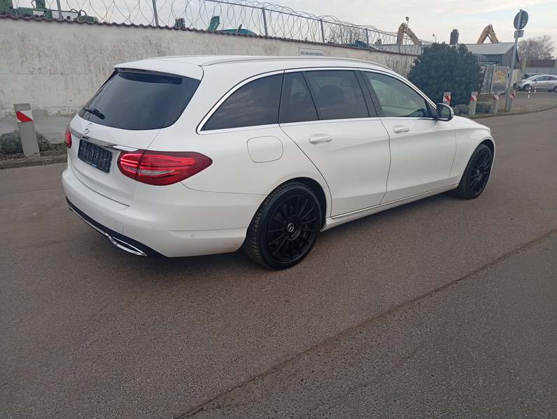 Mercedes-Benz C 250 C 250 d T 4Matic Edition C (205.209) — photo 12