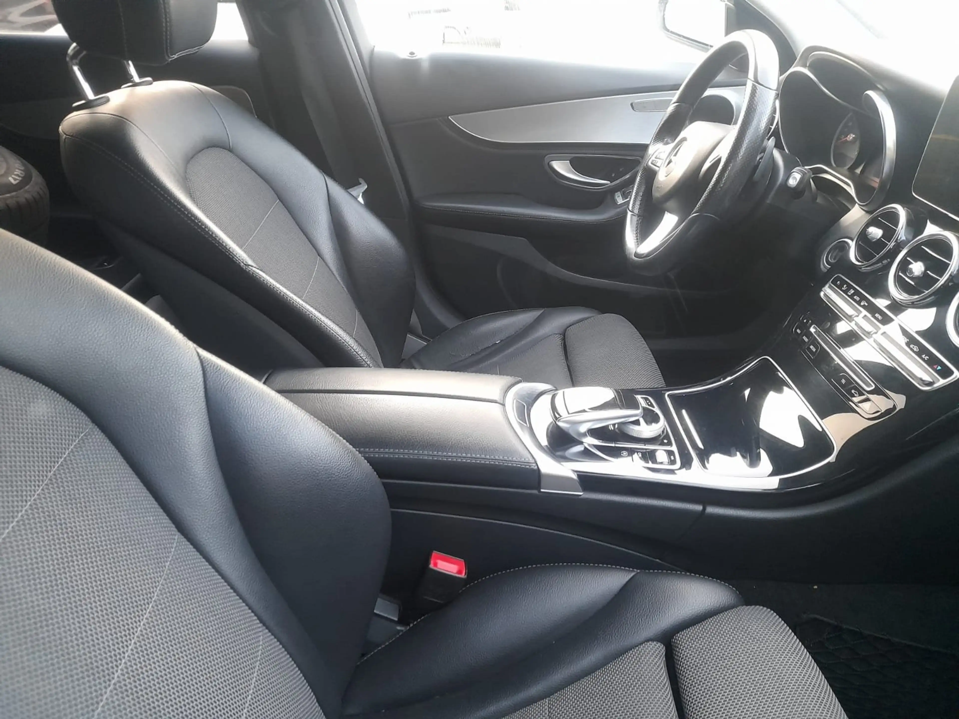 Mercedes-Benz C 250 C 250 d T 4Matic Edition C (205.209) — photo 13