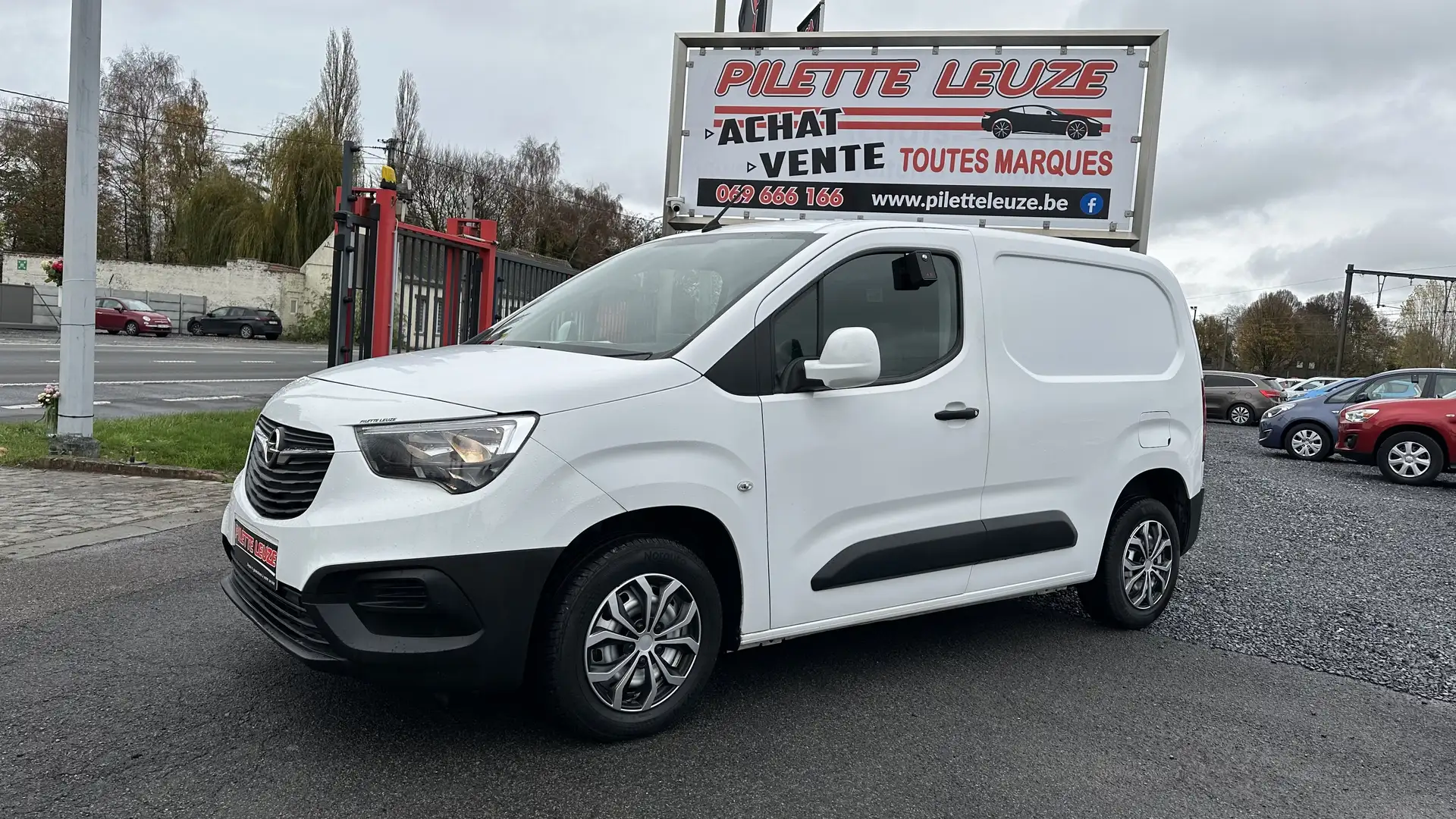 Opel Combo 1.6TD EURO6D/CAR-PLAY/OPTION+/BI L1H1Heavy Edition Wit - 2