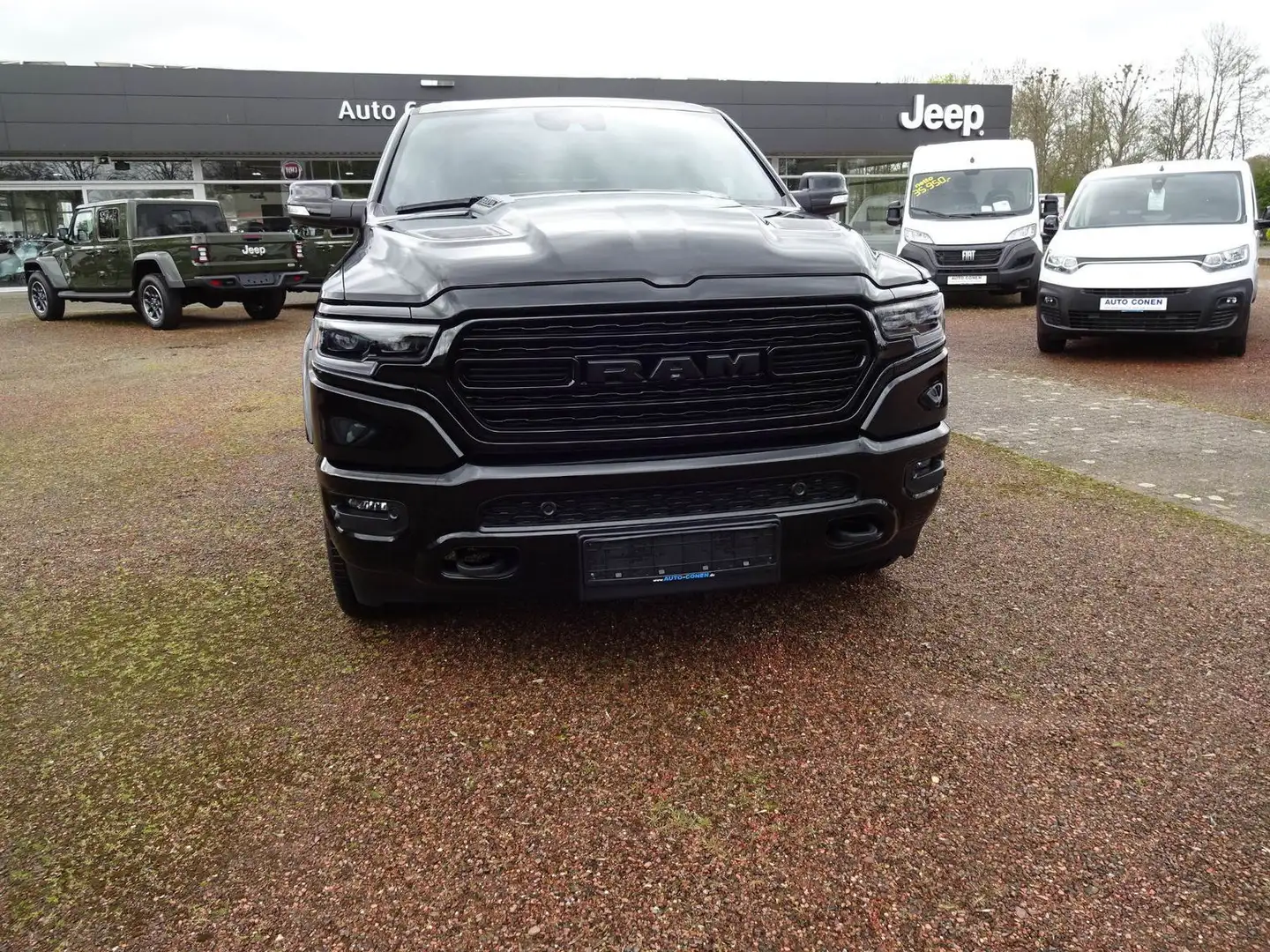 Dodge RAM Limited Night Edition 5.7L V8 HEMI Crew Cab Černá - 1