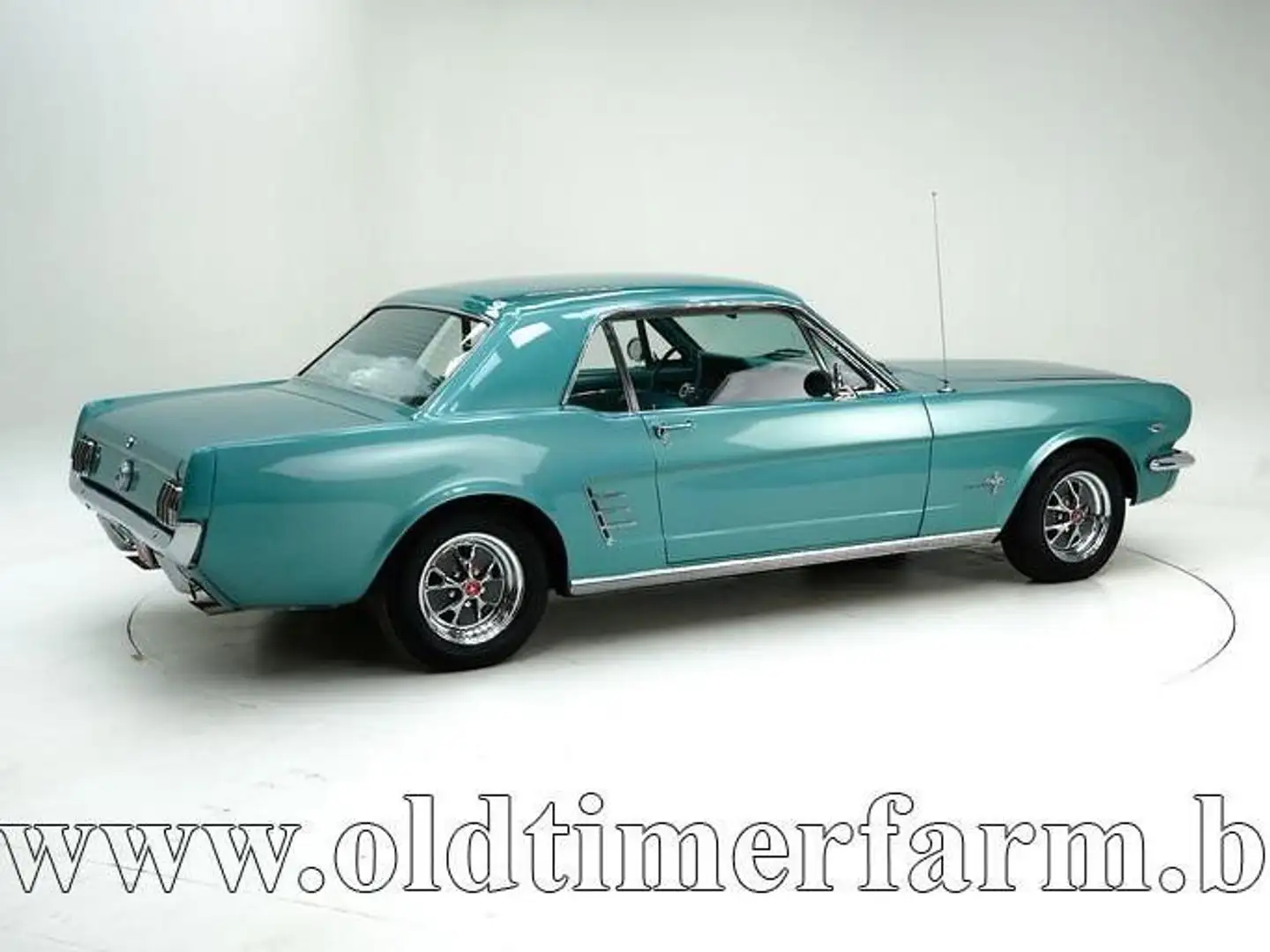 Ford Mustang V8 '66 CH6476 Vert - 2