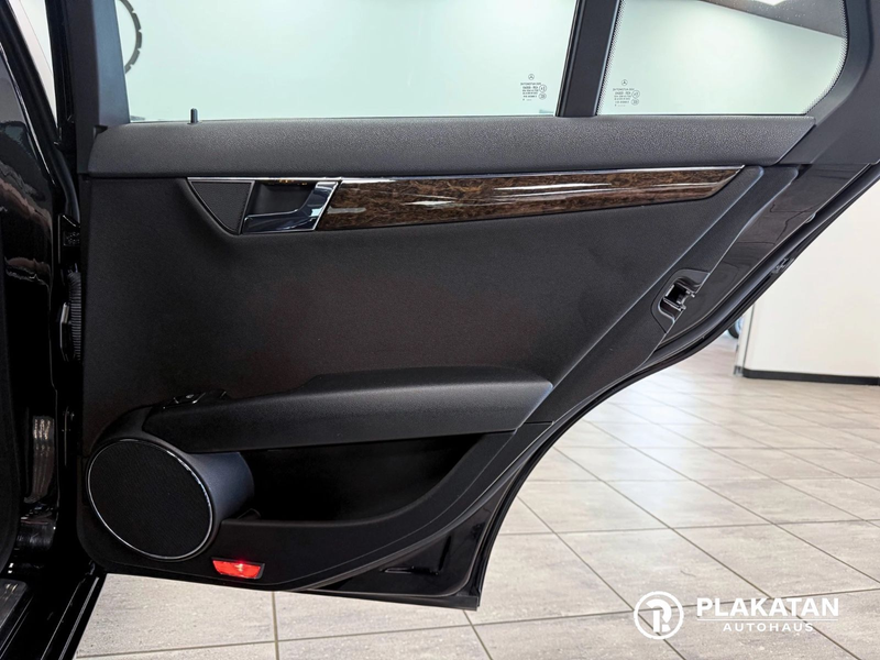 Mercedes-Benz C 200 Kompressor Navi, Parksensoren, Service Neu — photo 15