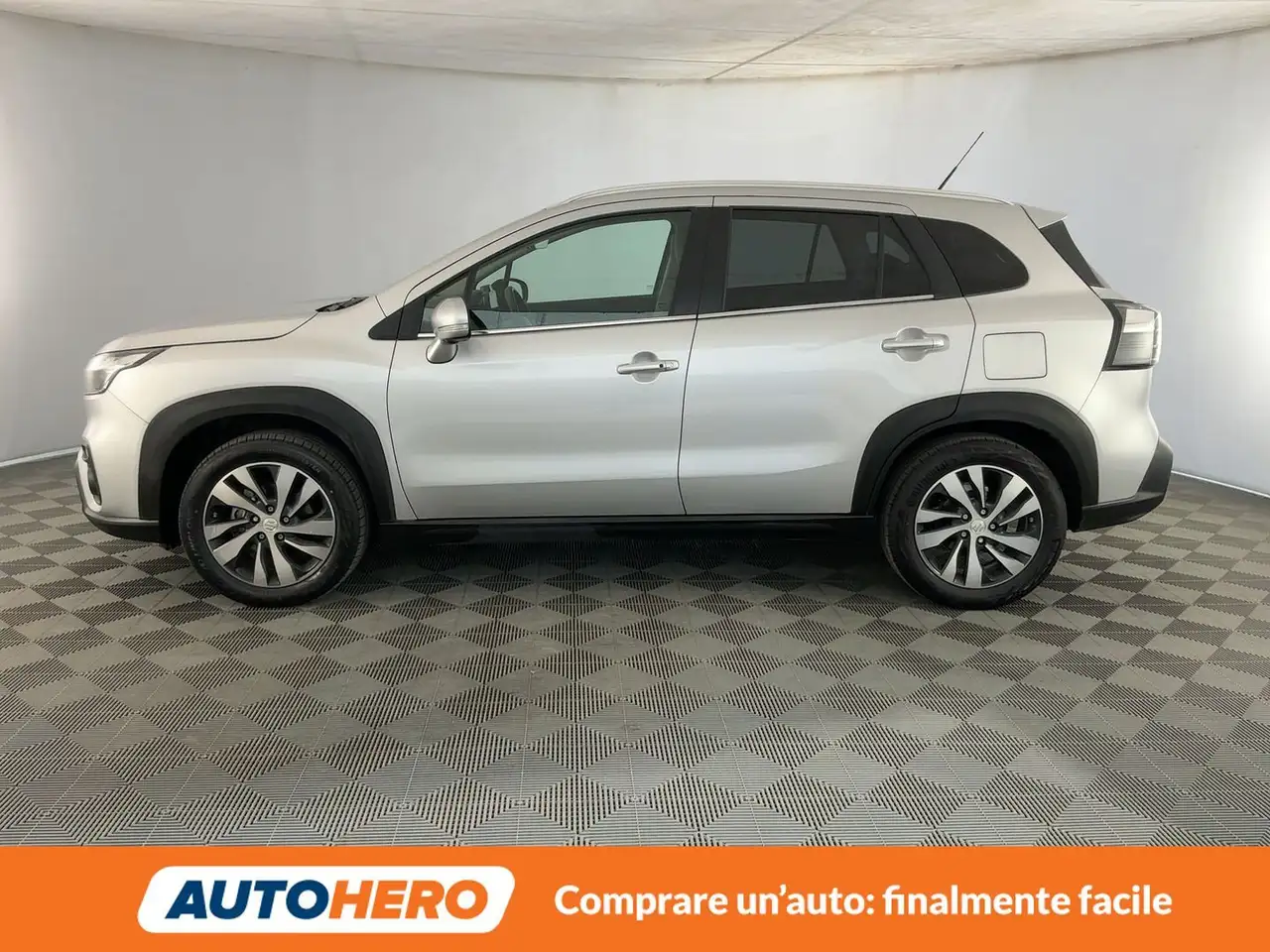 Suzuki S-Cross 2025