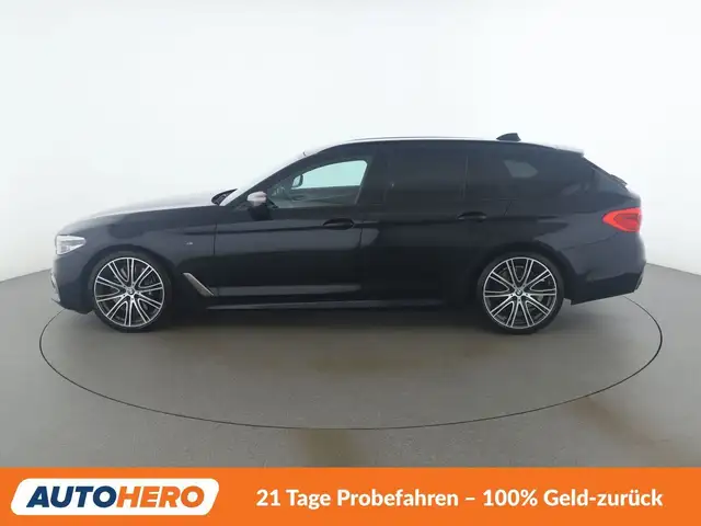 BMW M5 view 3
