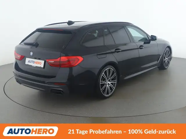 BMW M5 view 6