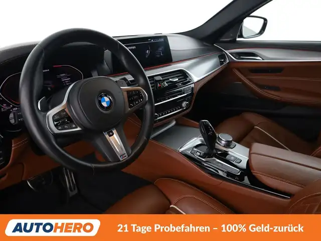 BMW M5 view 11