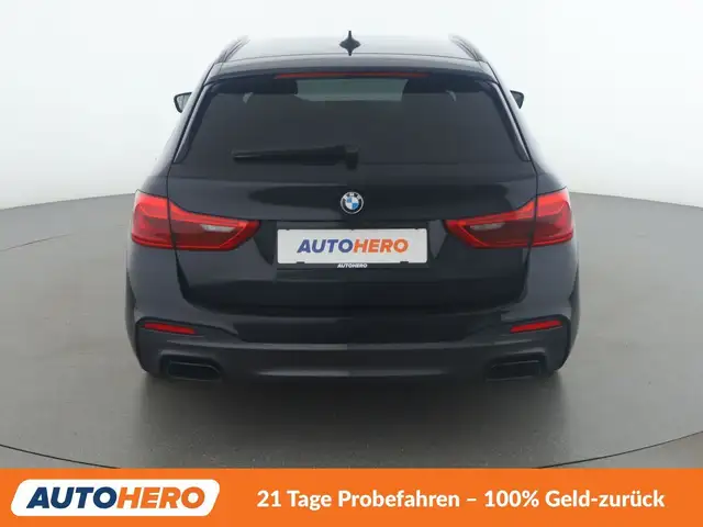 BMW M5 view 5
