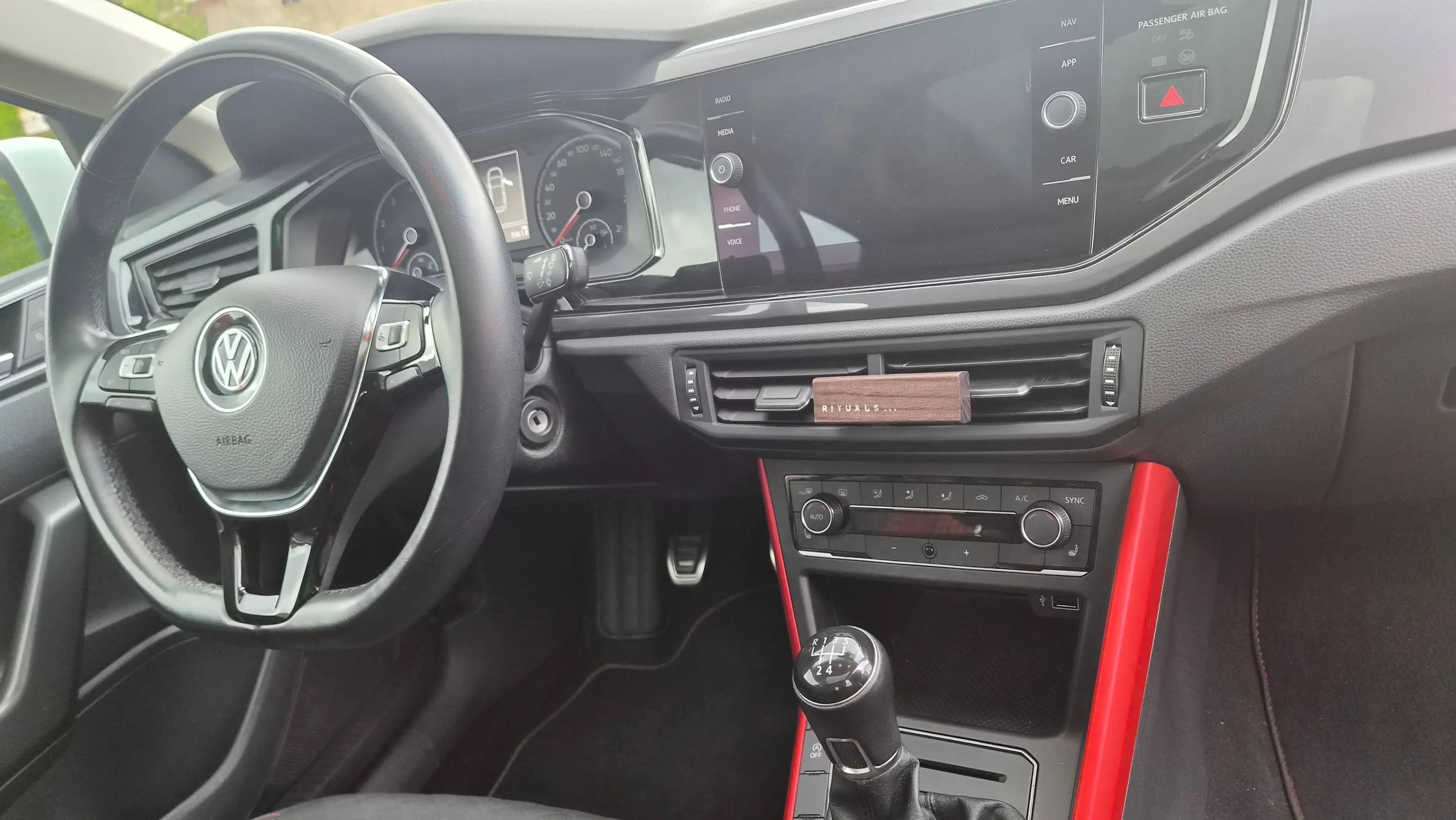 Volkswagen Polo Join — photo 12