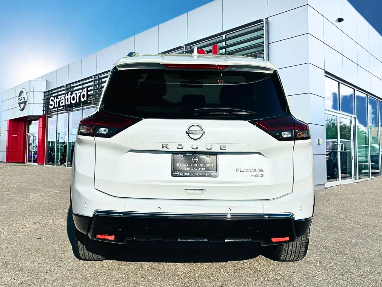 Nissan Rogue снимка Nissan Rogue