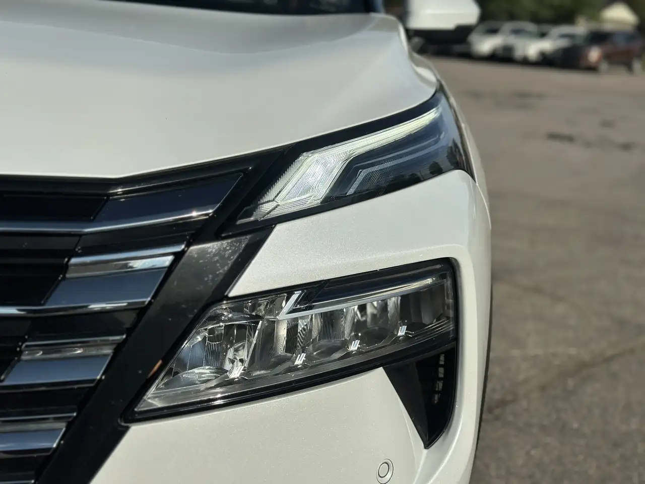Nissan Rogue снимка Nissan Rogue