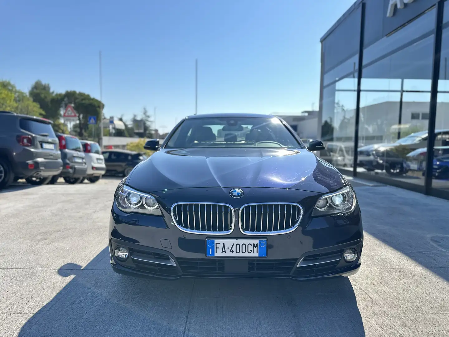 BMW 520 520d Luxury auto Blu/Azzurro - 1