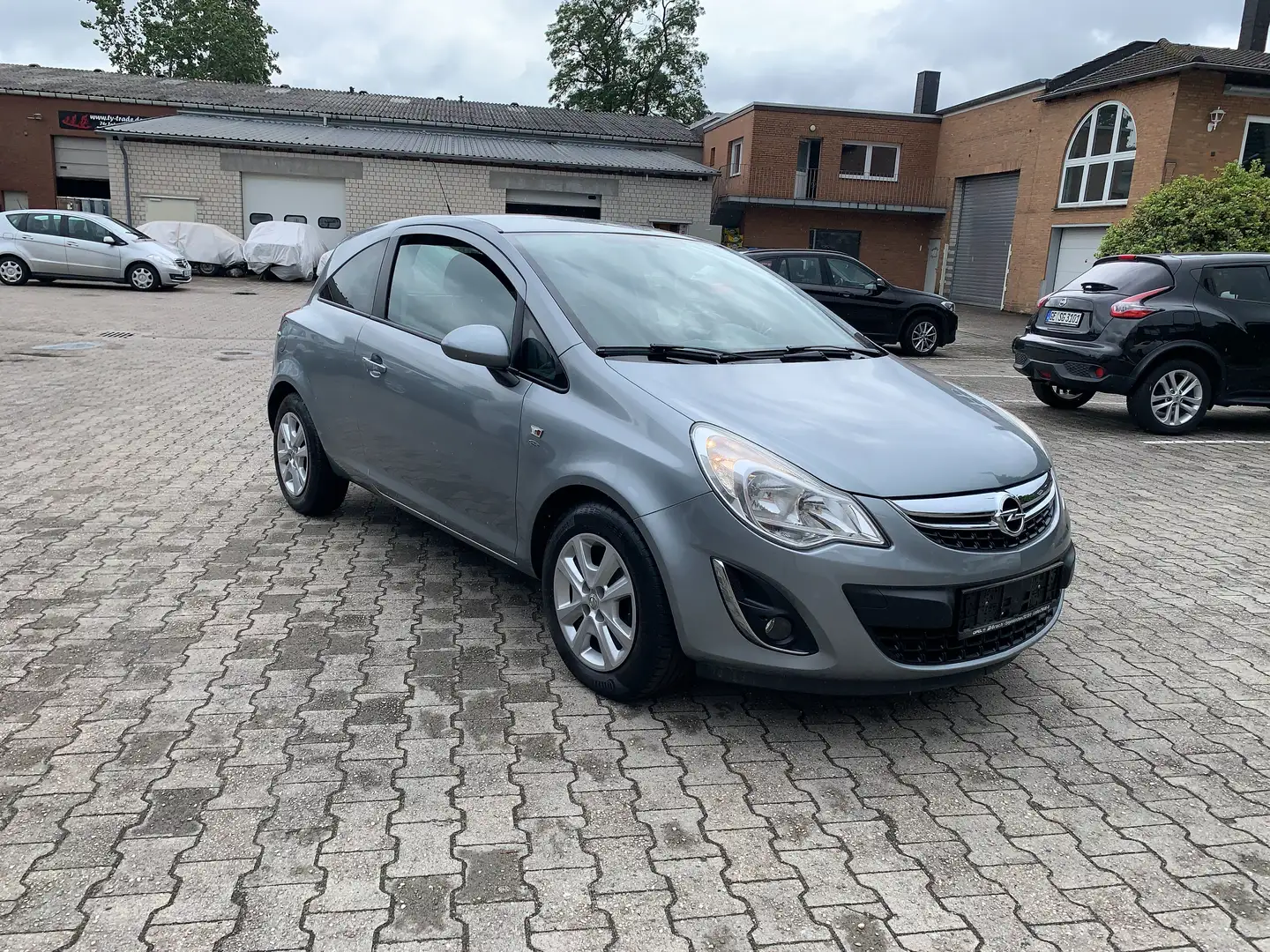 Opel Corsa Satellite/Klima/EFH Gris - 1