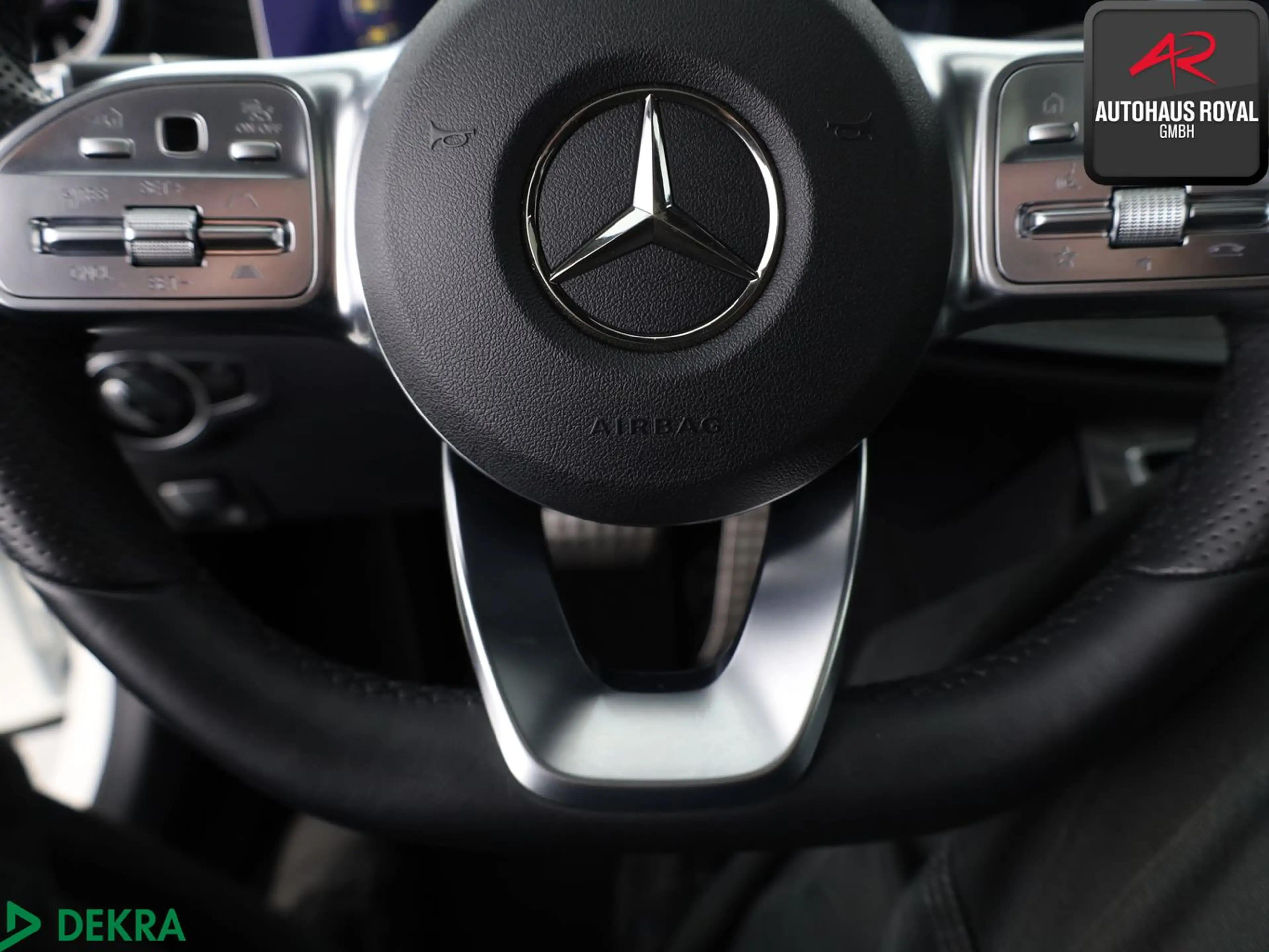 Mercedes-Benz CLS 400 d 4M AMG NIGHT AIRMATIC,BURMESTER,360° — photo 15