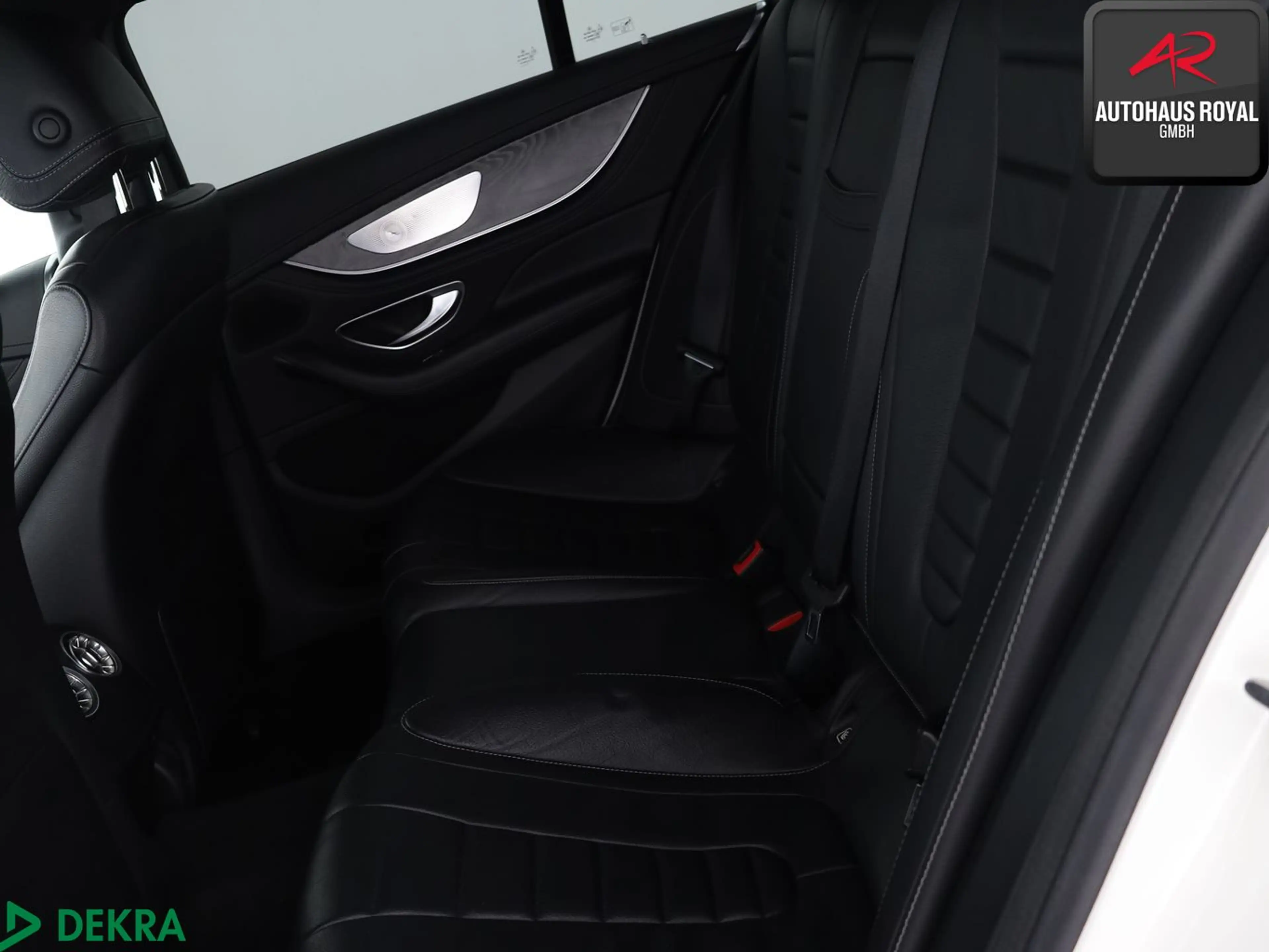 Mercedes-Benz CLS 400 d 4M AMG NIGHT AIRMATIC,BURMESTER,360° — photo 11