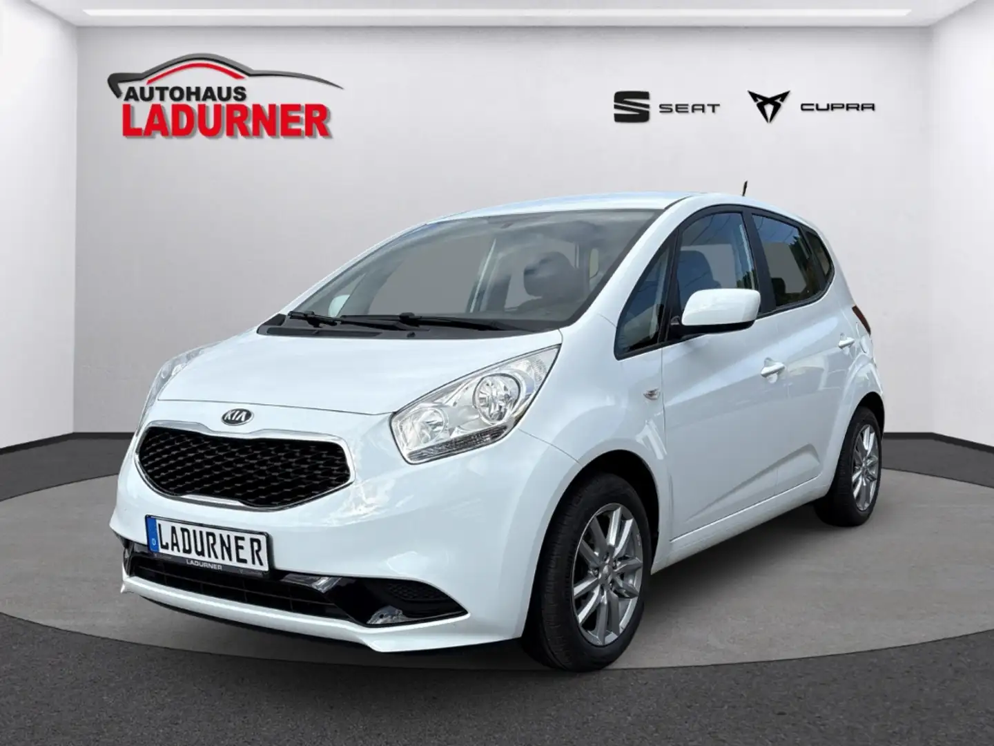 Kia Venga Edition 7 1.4 CVVT *Freisprechanl.+Klima+Berganfah Weiß - 2