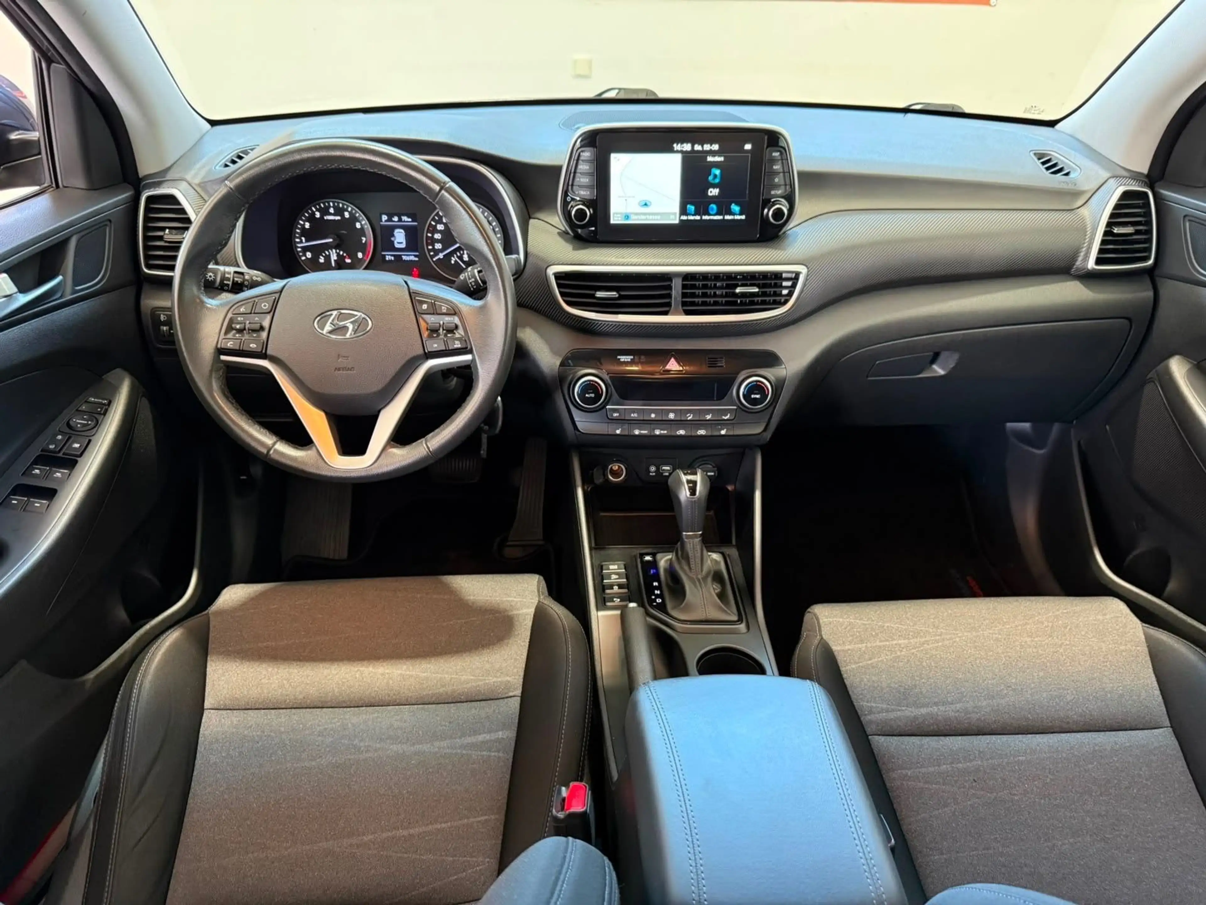Hyundai TUCSON 1.6 T-GDI + NAVI+KAMERA — photo 10