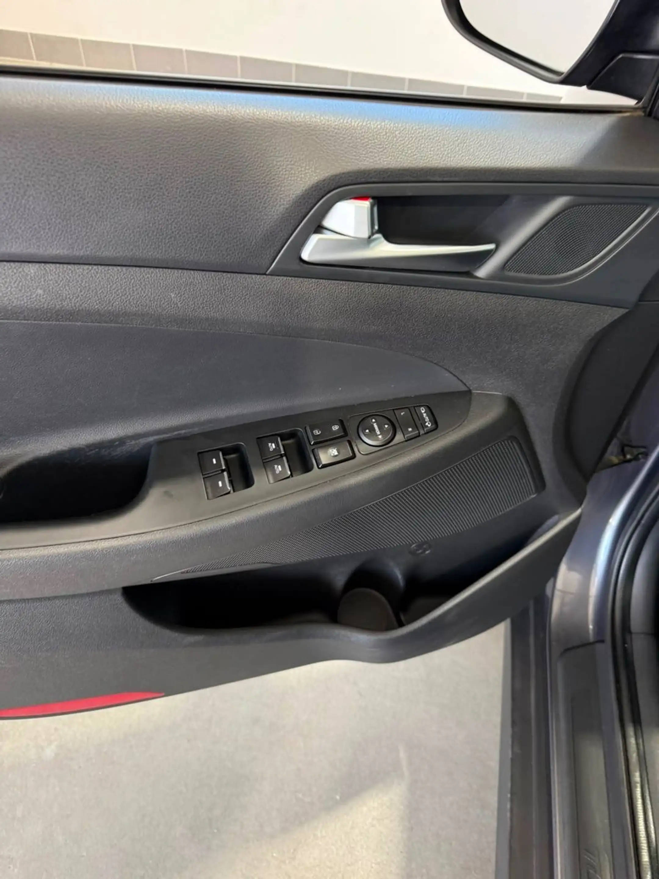 Hyundai TUCSON 1.6 T-GDI + NAVI+KAMERA — photo 13