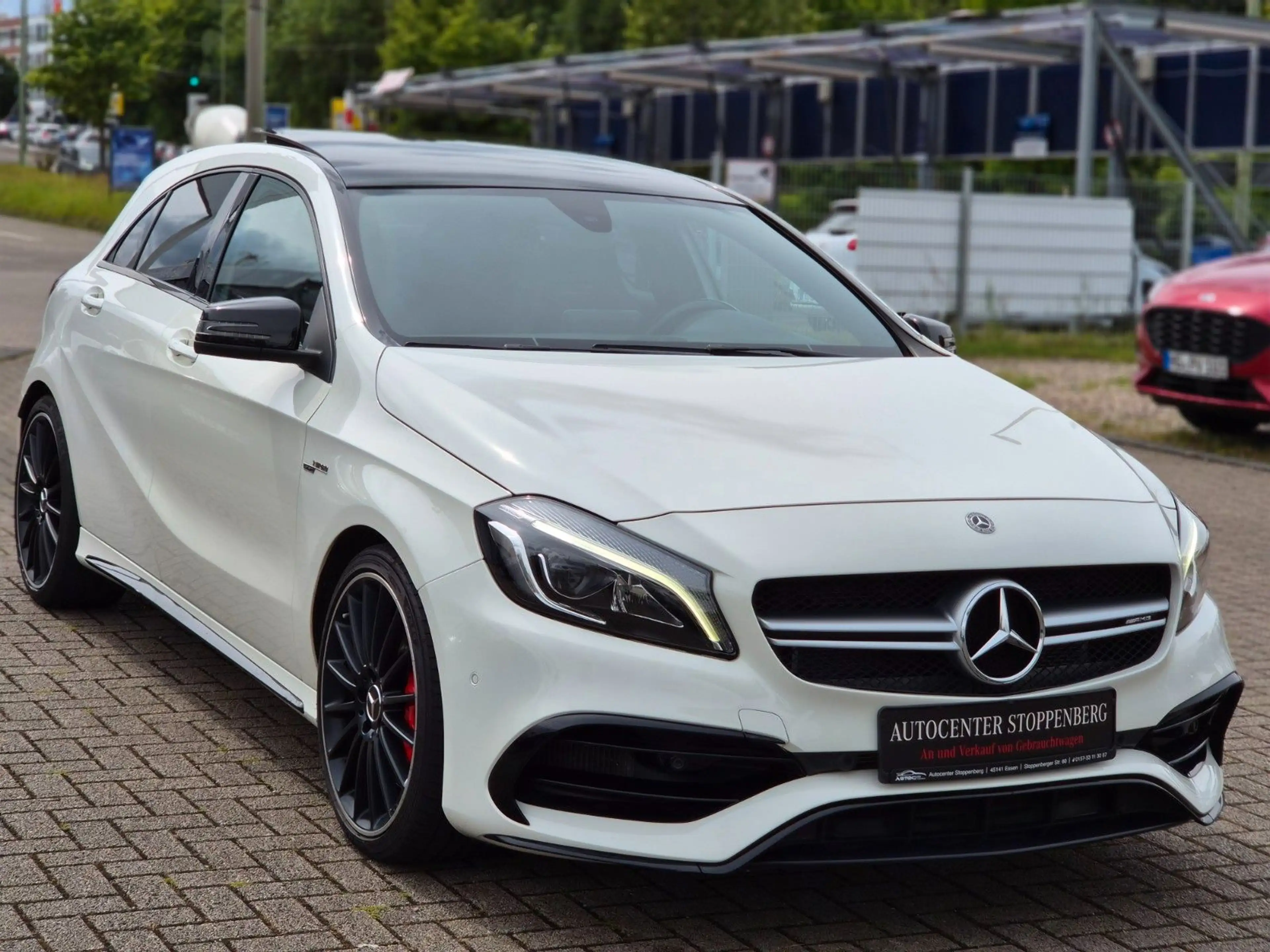 Mercedes-Benz A 45 AMG A45 AMG 4Matic/Pano/Navi/PDC/Garantie/19*Zoll