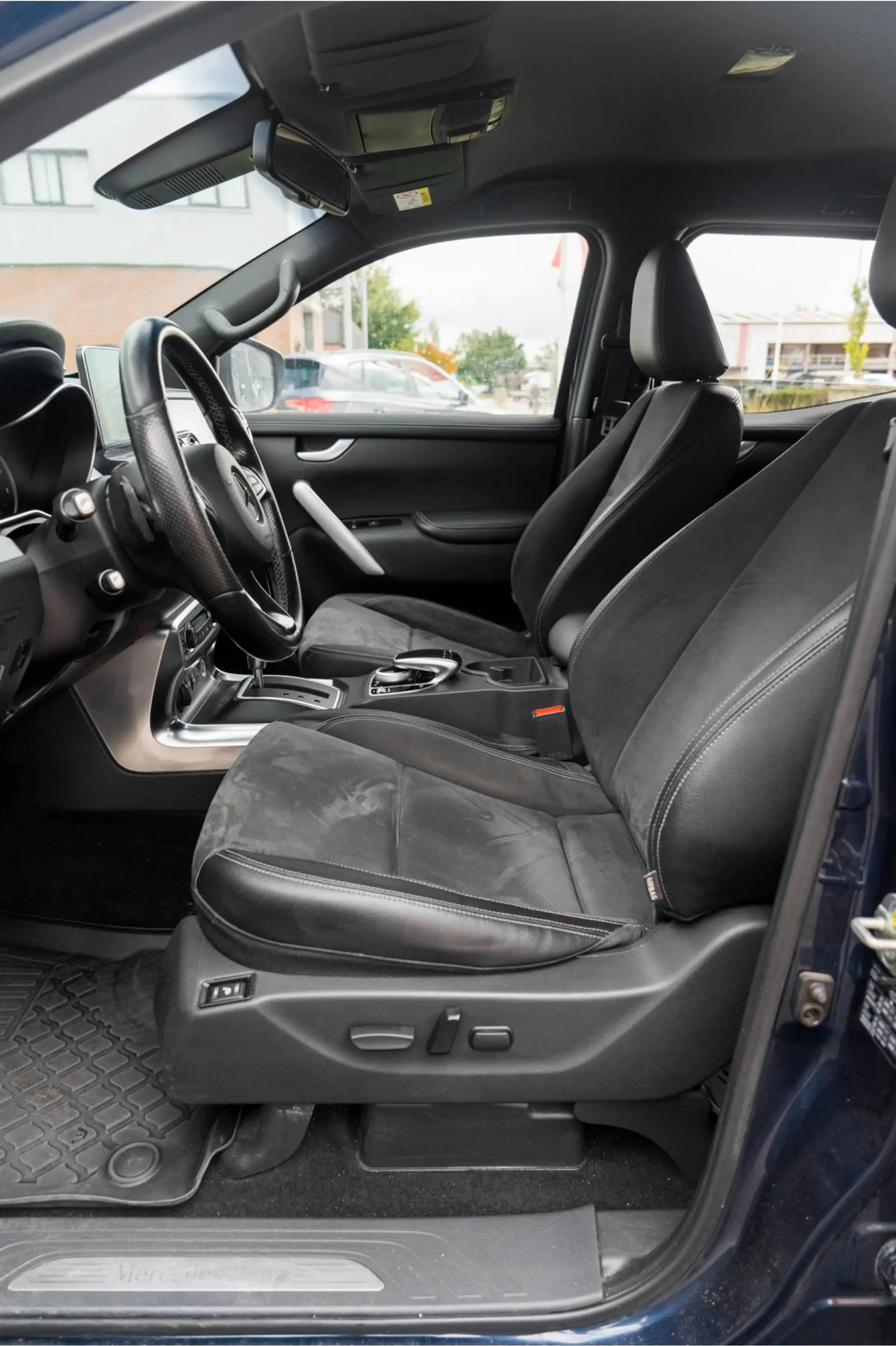 Mercedes-Benz X 350 d 4-MATIC Power Edition — photo 6