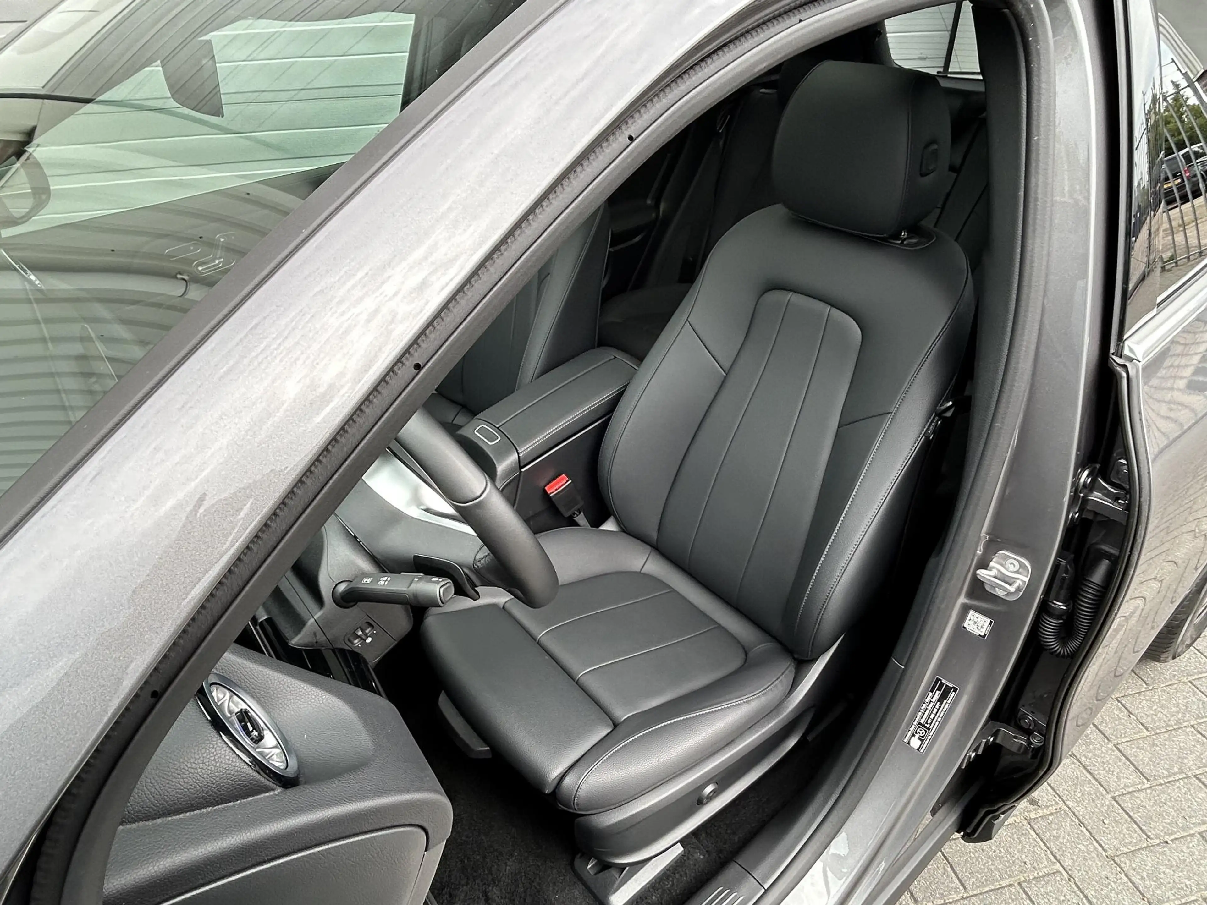 Mercedes-Benz EQA 250 250+ Business Solution Luxury | Trekhaak | Panoram — photo 6