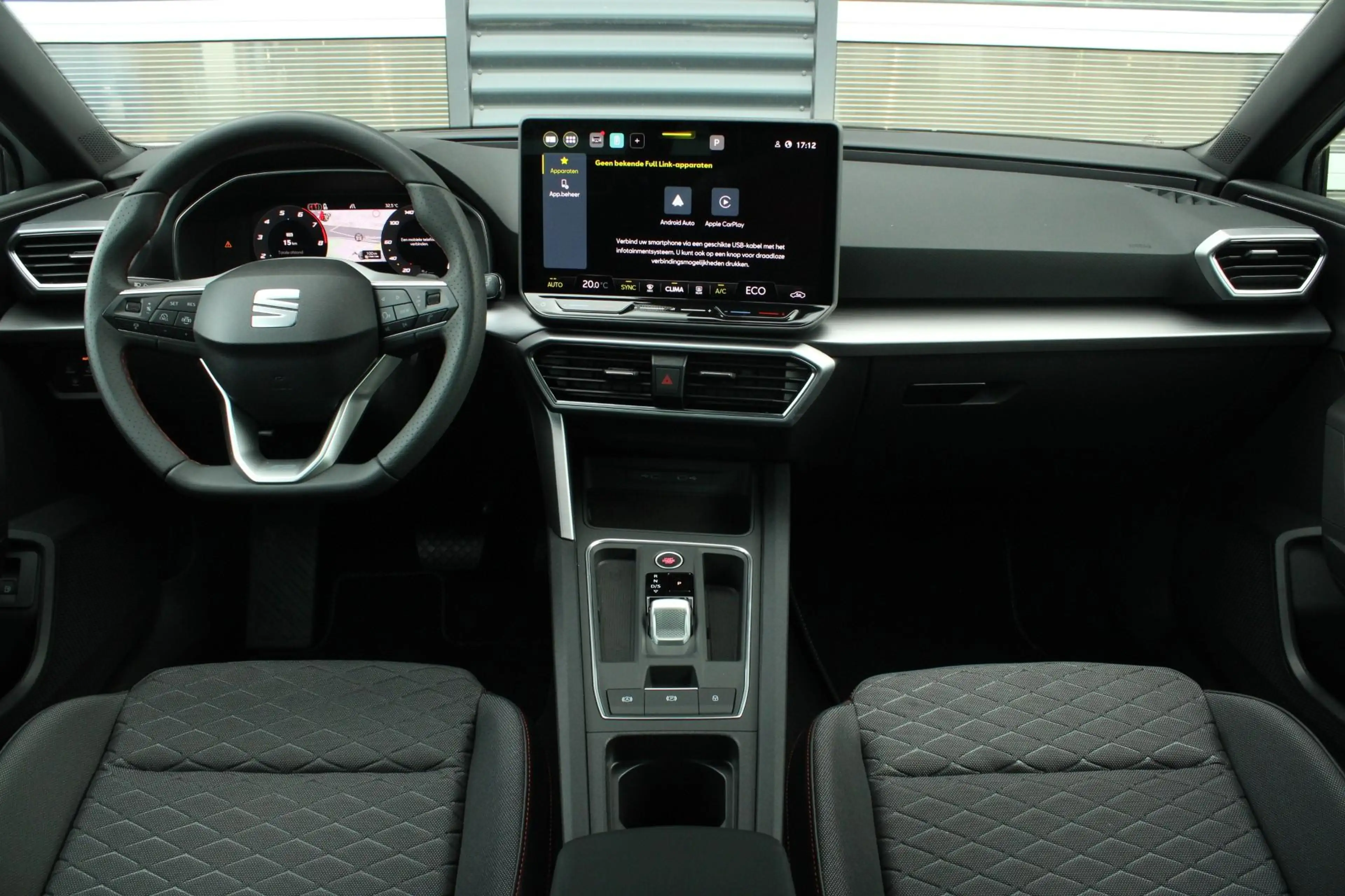 SEAT Leon e-Hybrid Sportstourer 1.5 TSI 204pk DSG FR Business | Trekh — photo 5