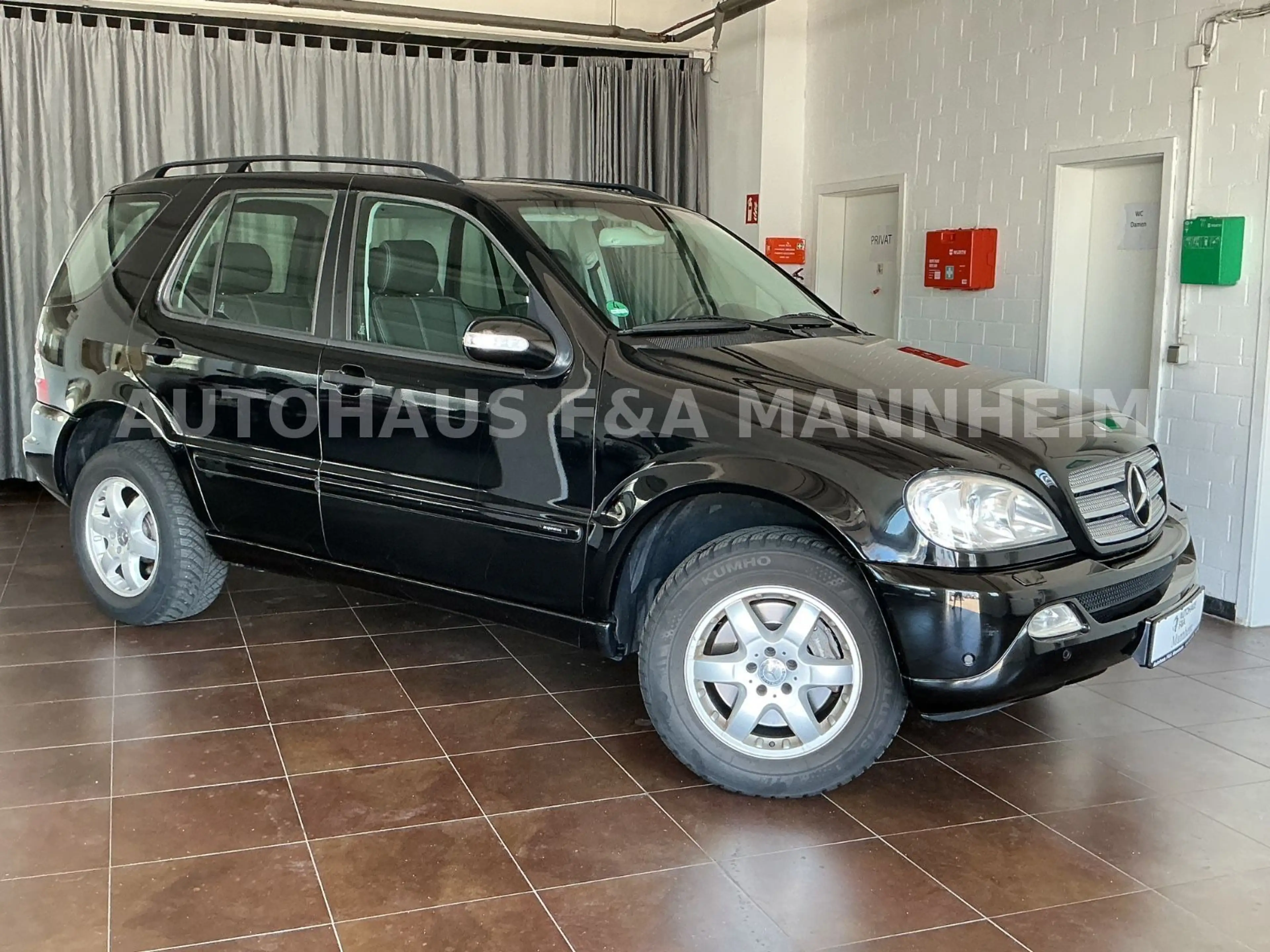 Mercedes-Benz ML 350 Inspiration 2.Hand+Allrad+ V6+TOP ZUSTAND — photo 2