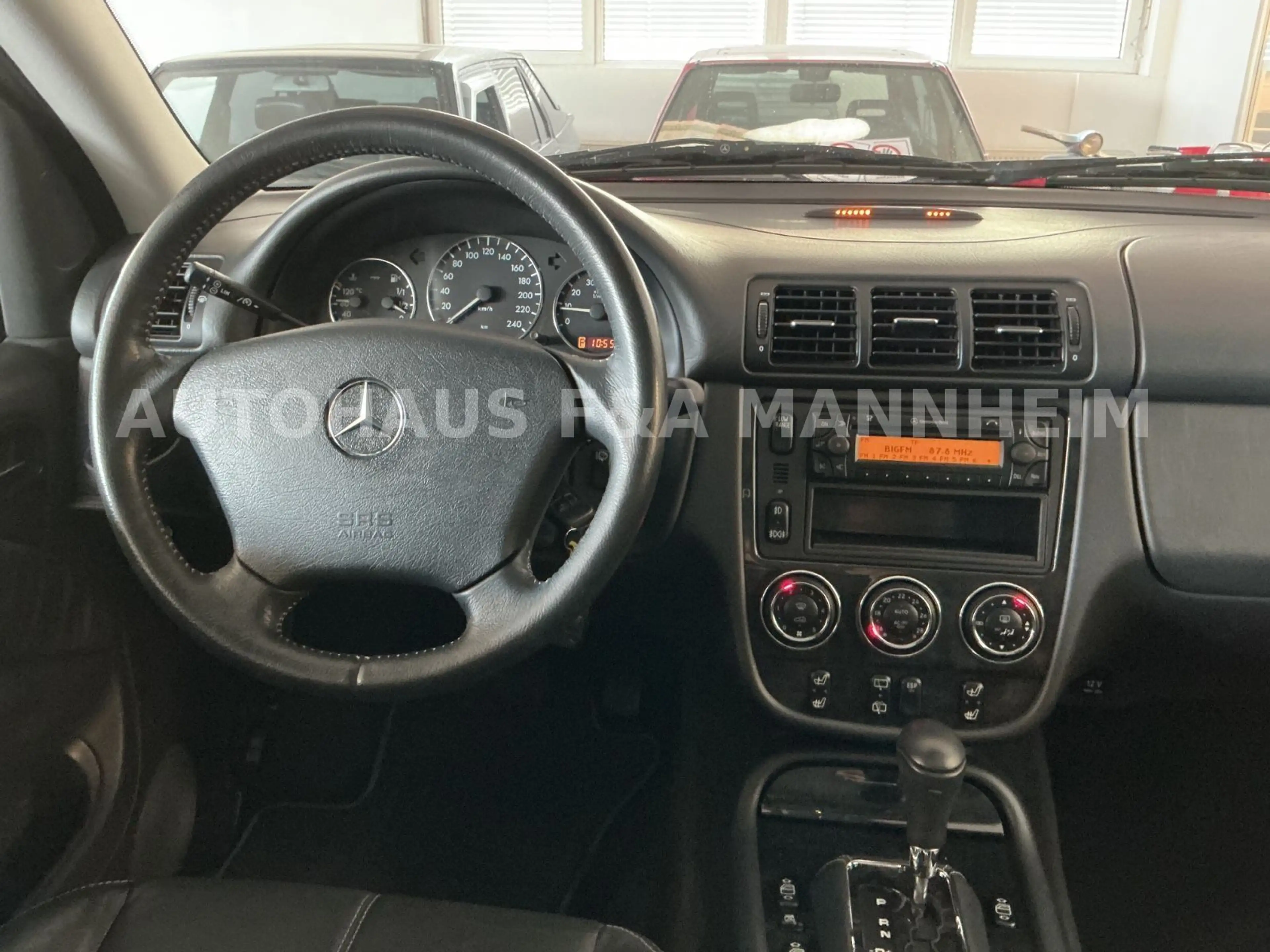 Mercedes-Benz ML 350 Inspiration 2.Hand+Allrad+ V6+TOP ZUSTAND — photo 12