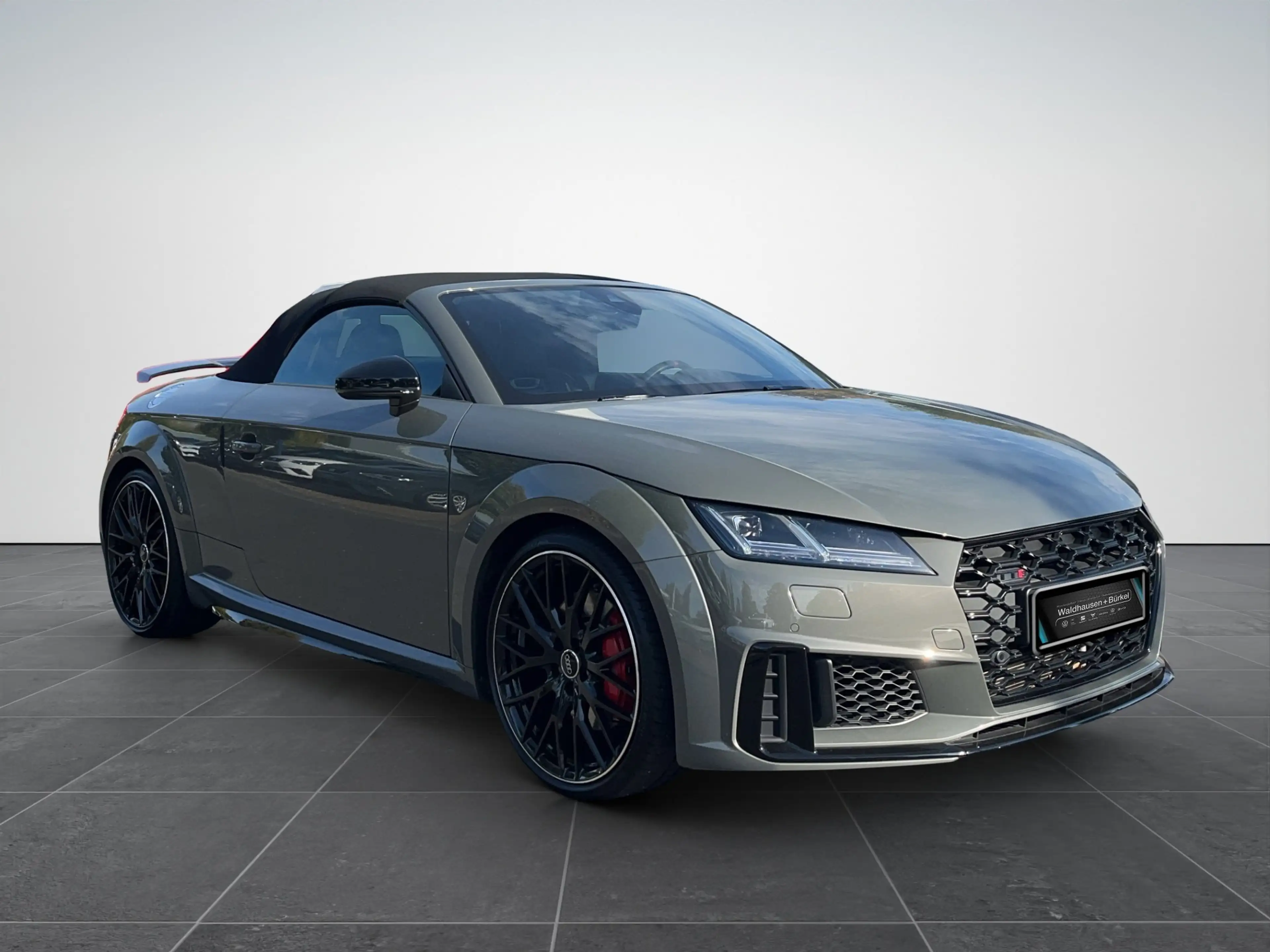Audi TTS Roadster Leder Matrix LED R-Kam. SHZ Virtual — photo 11