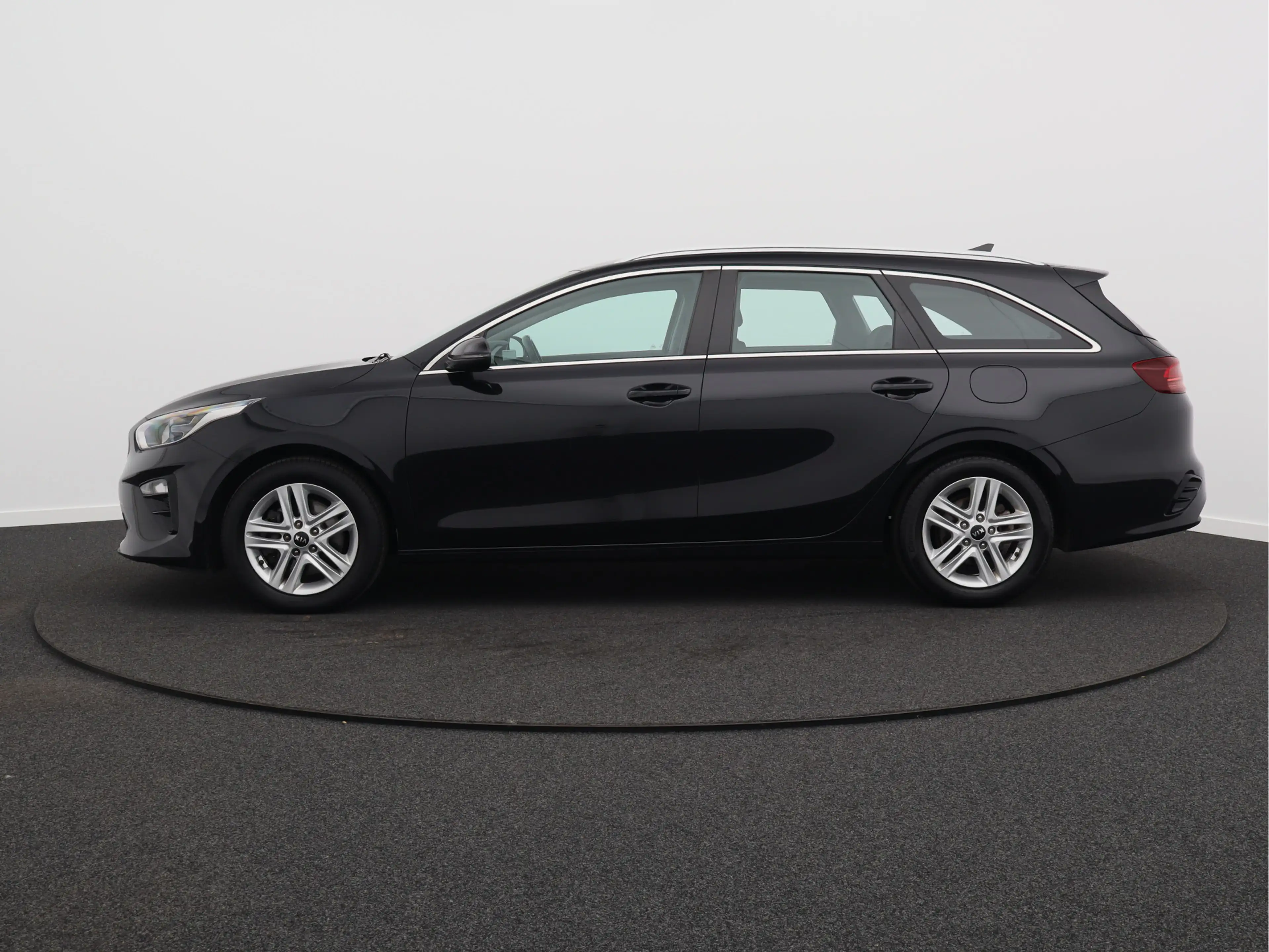 Kia Ceed SW / cee'd SW Sportswagon 1.5 T-GDi DynamicLine/ trekhaak! — photo 10