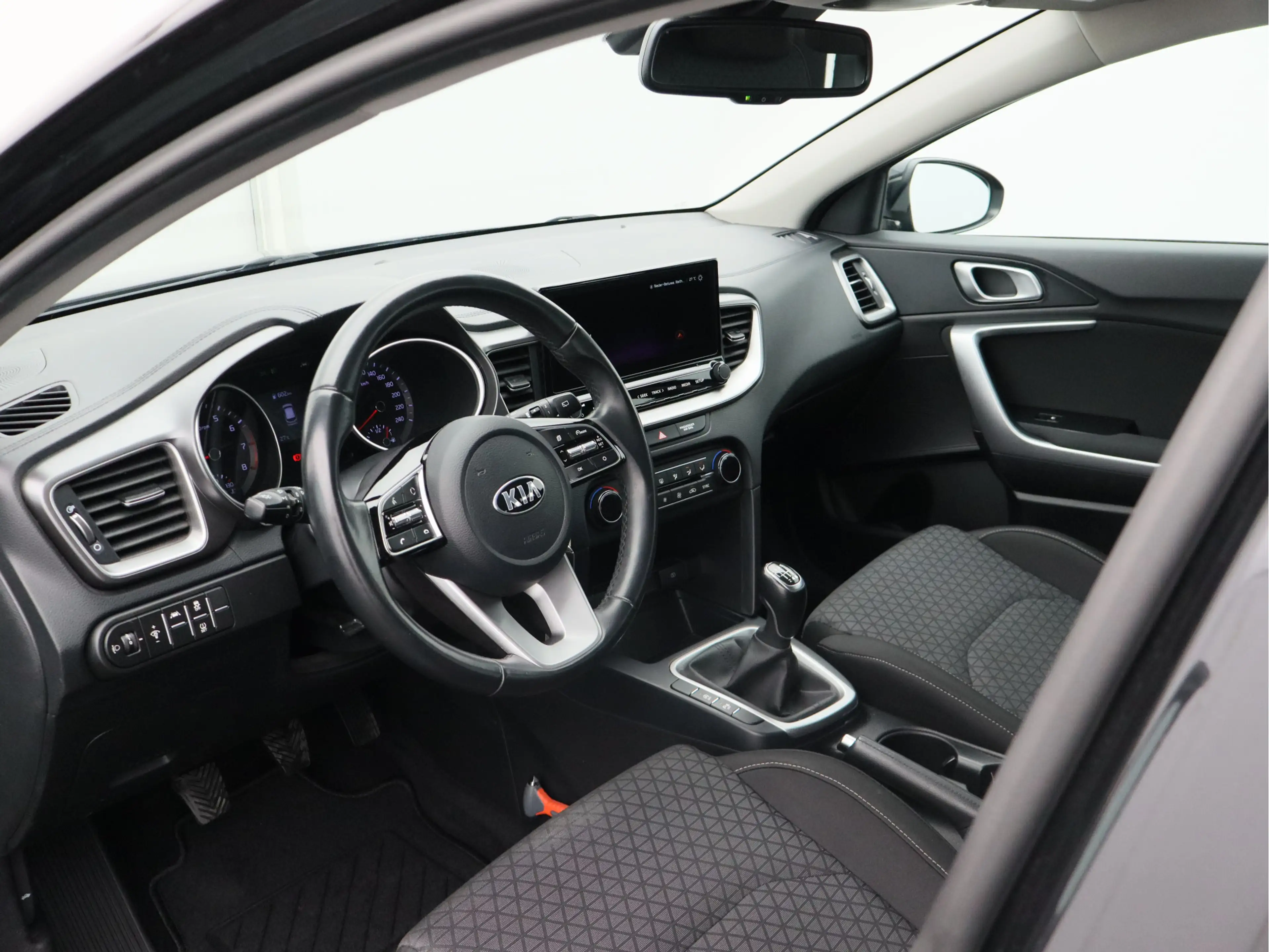 Kia Ceed SW / cee'd SW Sportswagon 1.5 T-GDi DynamicLine/ trekhaak! — photo 11