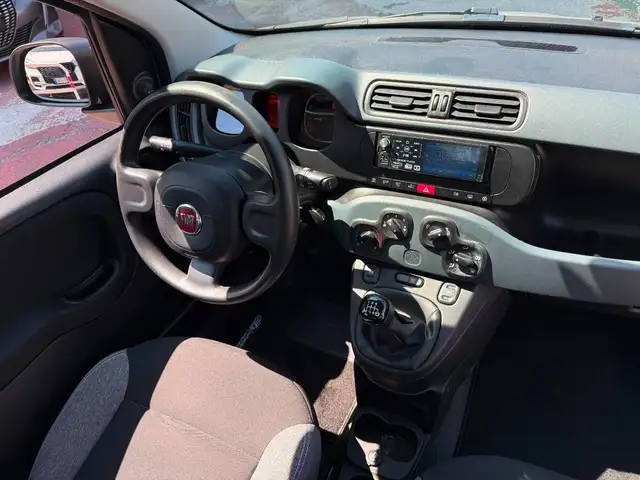 Fiat Panda view 9