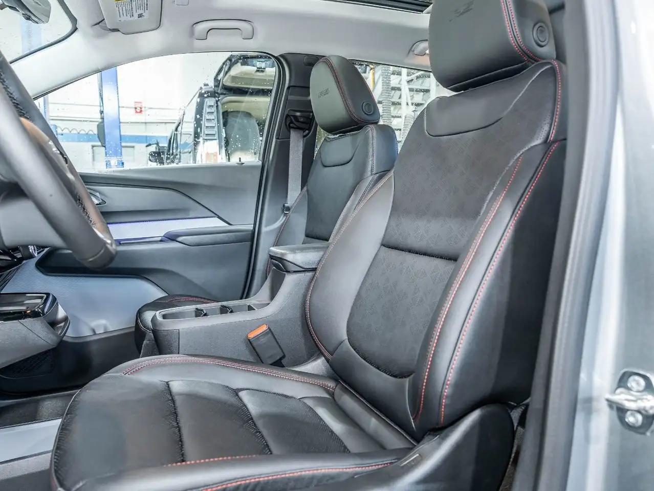 Chevrolet Bolt photo Chevrolet Bolt