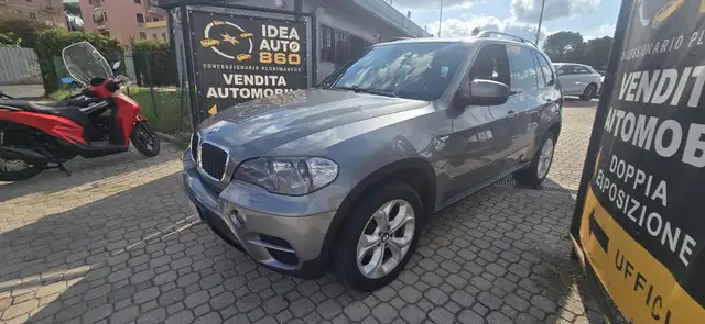 BMW X5 view 3