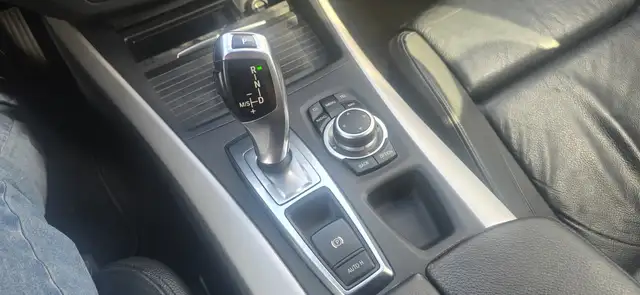 BMW X5 view 15