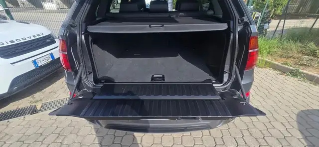 BMW X5 view 7