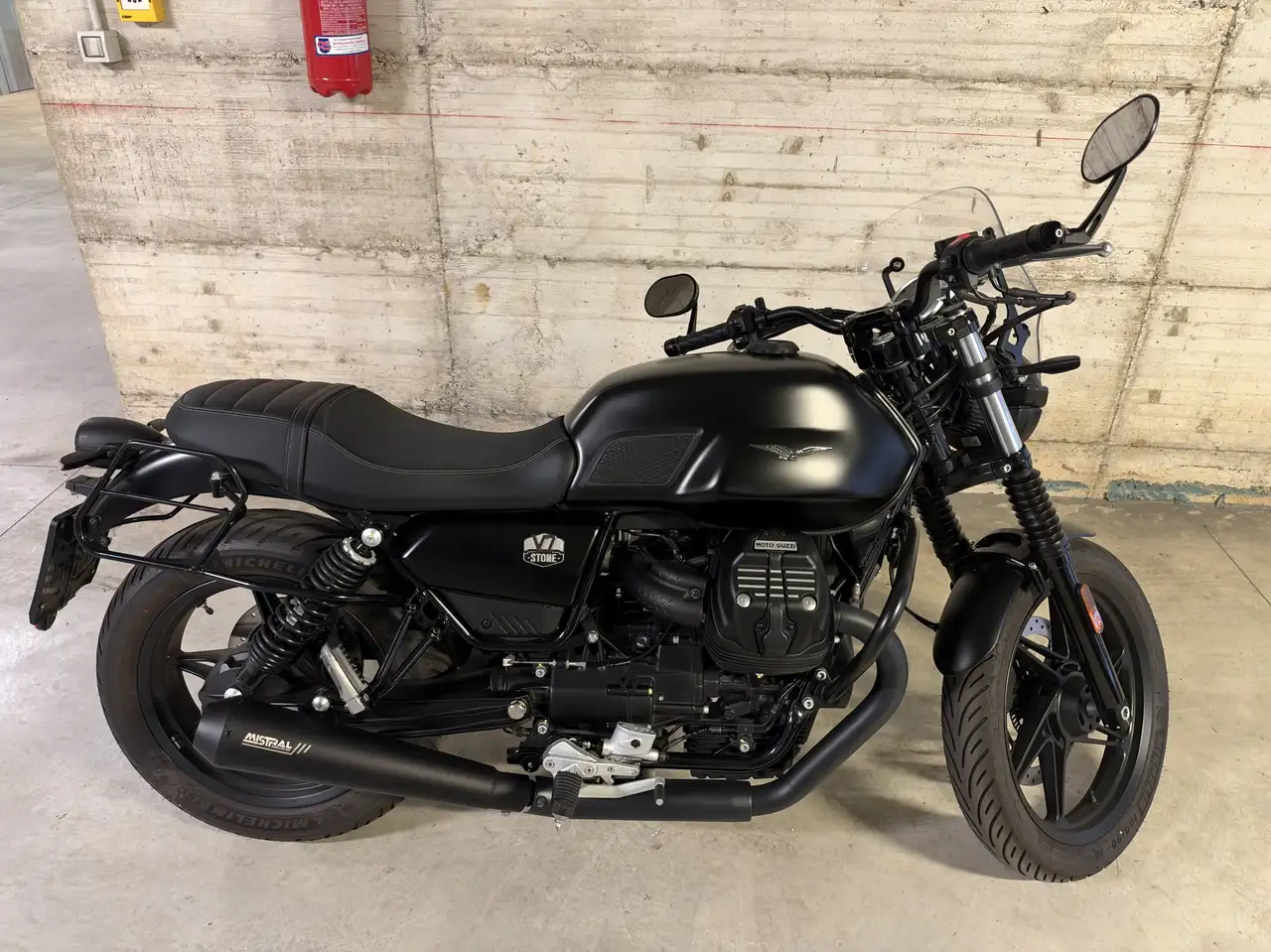 Moto Guzzi V 7