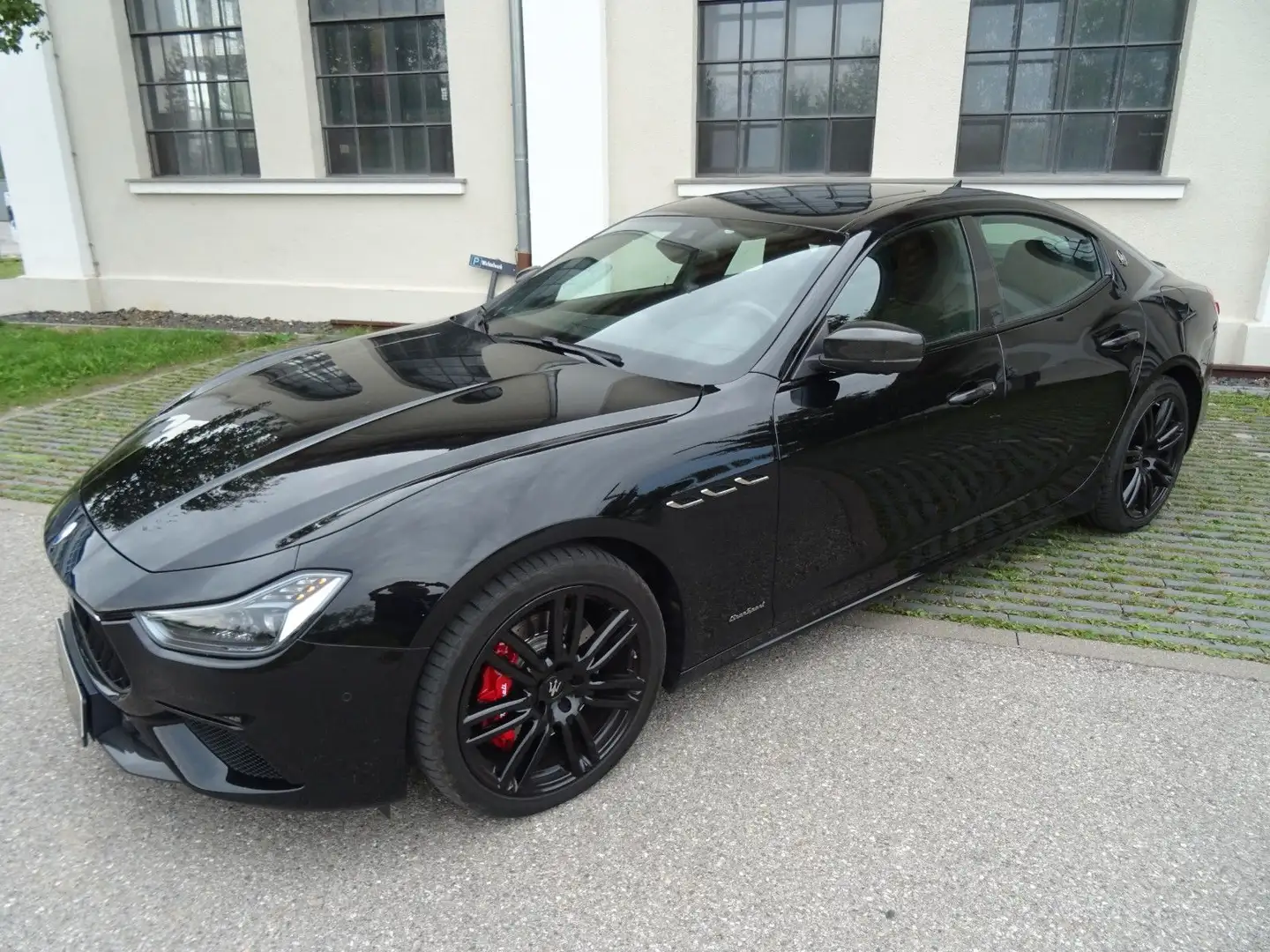 Maserati Ghibli 3.0 V6 Diesel GranSport - Top Ausstattung Schwarz - 1