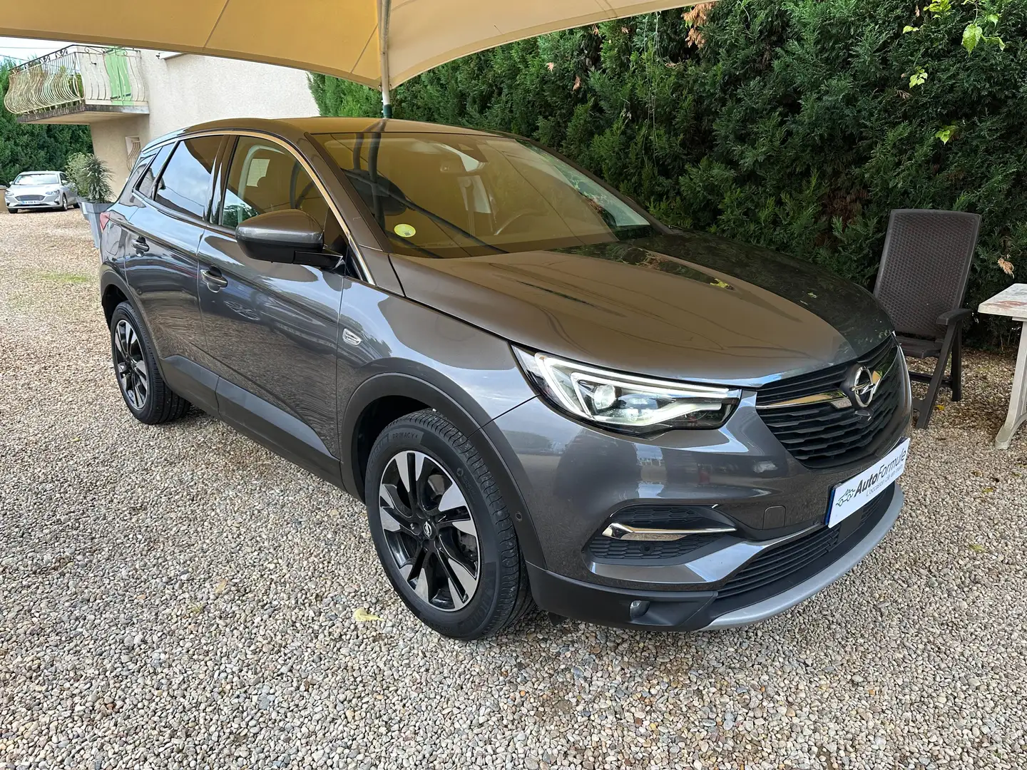 Opel Grandland X 1.5 Diesel 130ch Elegance Business Boite auto 2021 Gris - 1