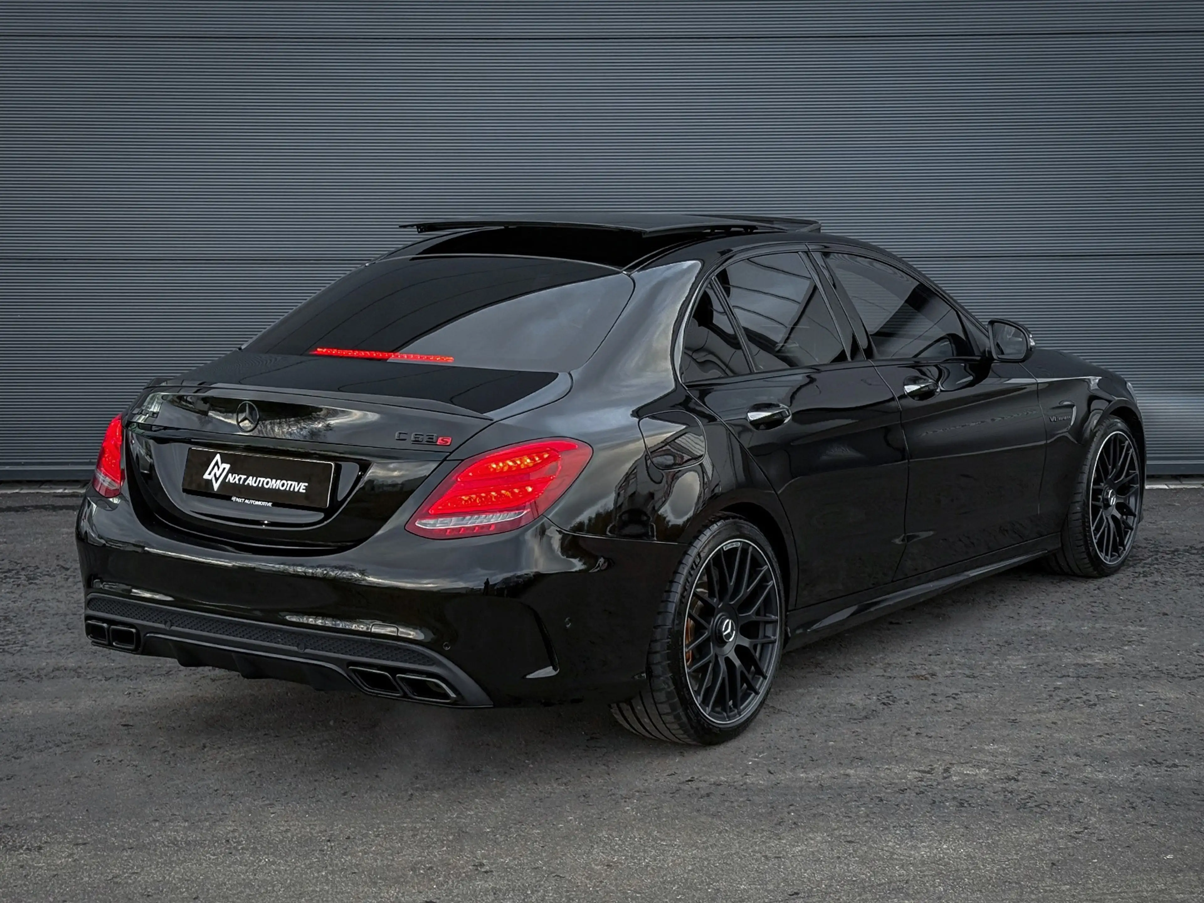 Mercedes-Benz C 63 AMG C63 S Pano,Kuip,keramisch,Carbon,Dealer onderhoude — photo 4