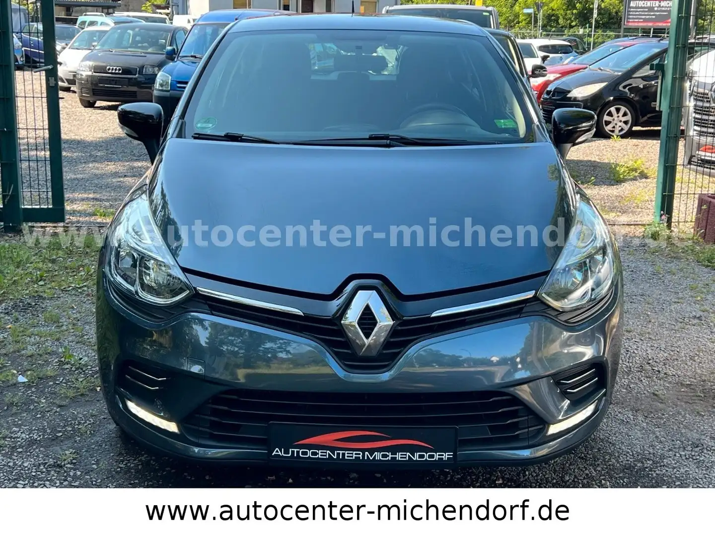 Renault Clio IV Limited*Navi*Klima*2.Hand Grau - 2